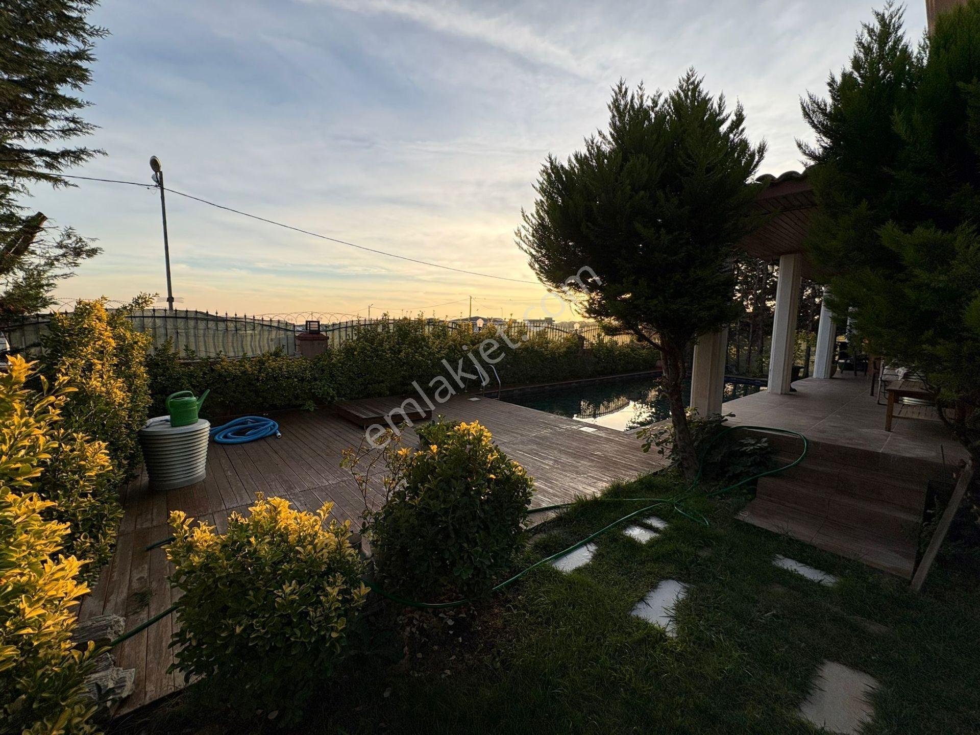 Silivri Ortaköy De 5+1 Satılık Lüks Havuzlu Villa - Görsel 15
