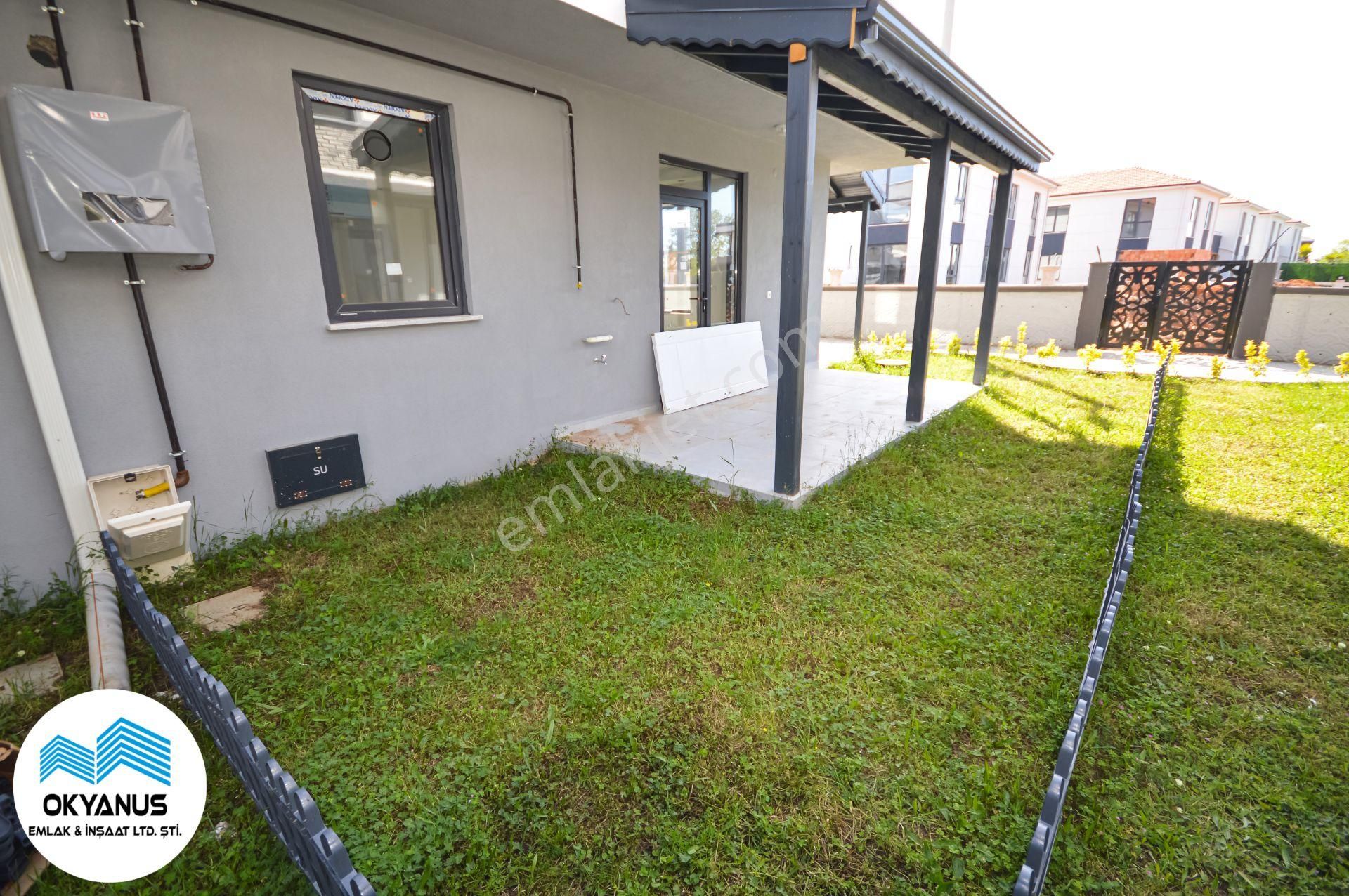 Sakarya Karasu'da Havuzlu Sitede Müstakil Bahçeli Geniş Teraslı 3+1 Villa - Görsel 8