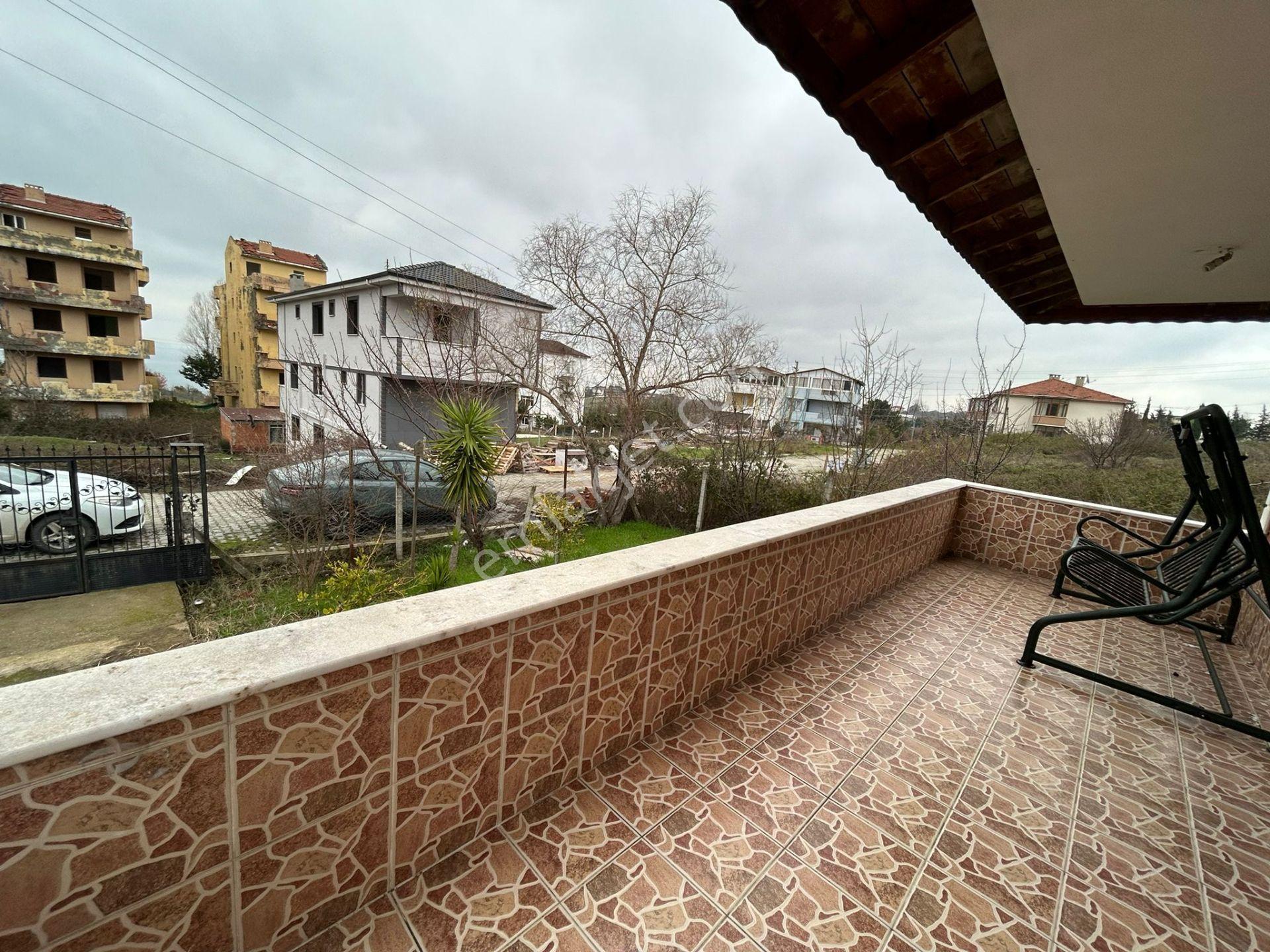 Yasemın Emlaktan Çınarcık Hasanbaba'da Deniz Manzaralı Satılık Müstakil Villa - Görsel 9