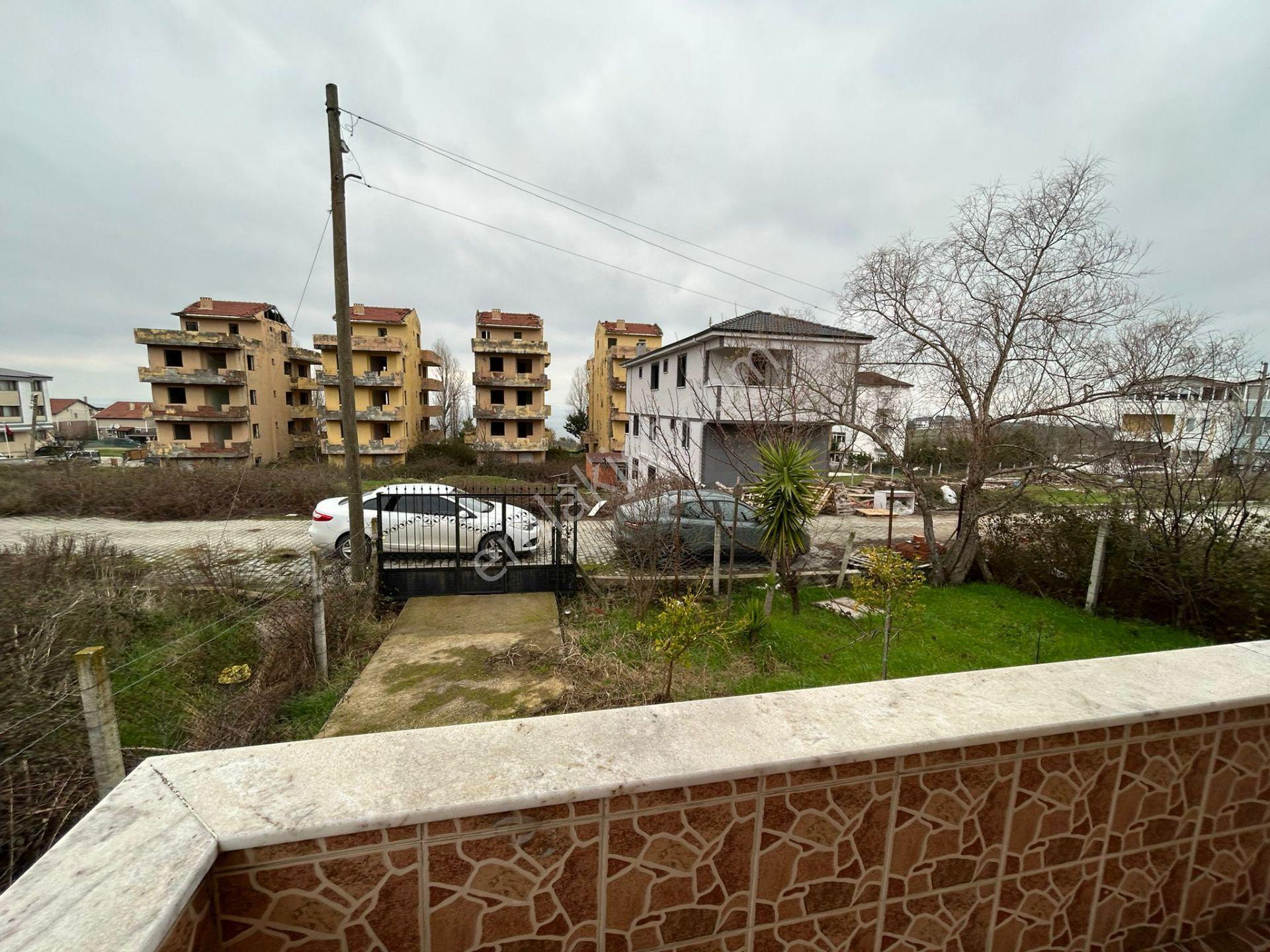 Yasemın Emlaktan Çınarcık Hasanbaba'da Deniz Manzaralı Satılık Müstakil Villa - Görsel 6