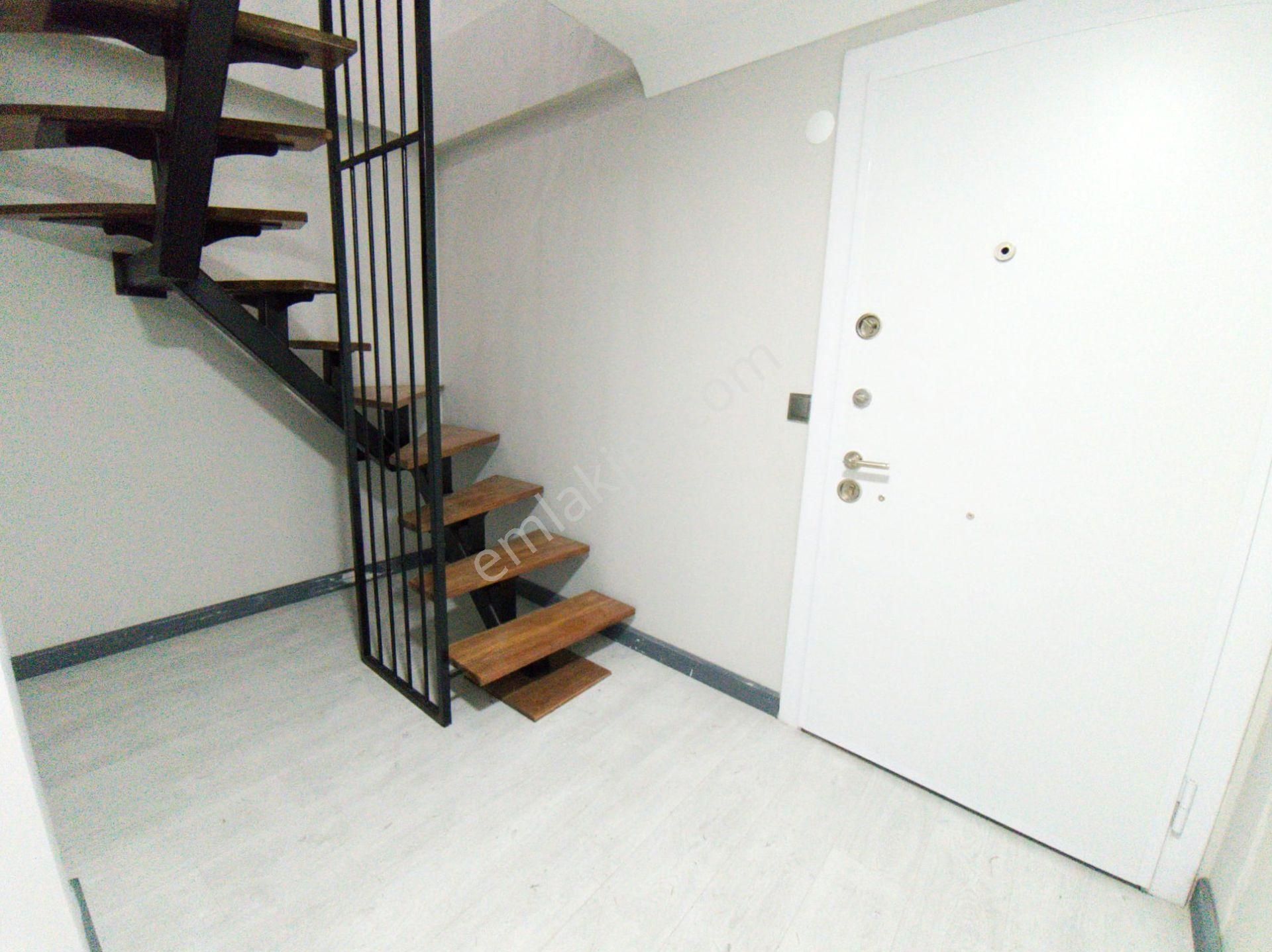 Burhaniye İskele'de Aygül'den Sıfır Denize 200 Mt Mustakil Tadında Bahçeli 3+1 Satılık Ters Dubleks - Görsel 15