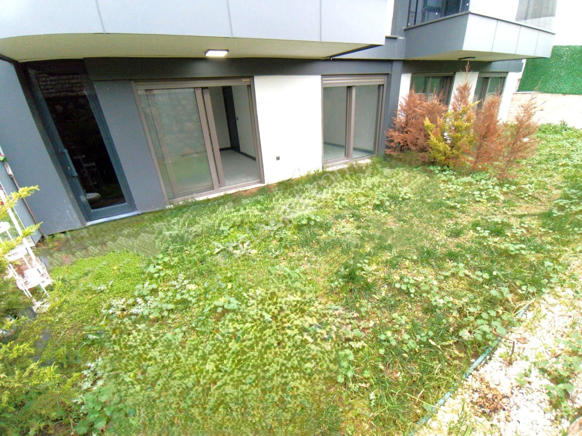 Burhaniye İskele'de Aygül'den Sıfır Denize 200 Mt Mustakil Tadında Bahçeli 3+1 Satılık Ters Dubleks - Görsel 2