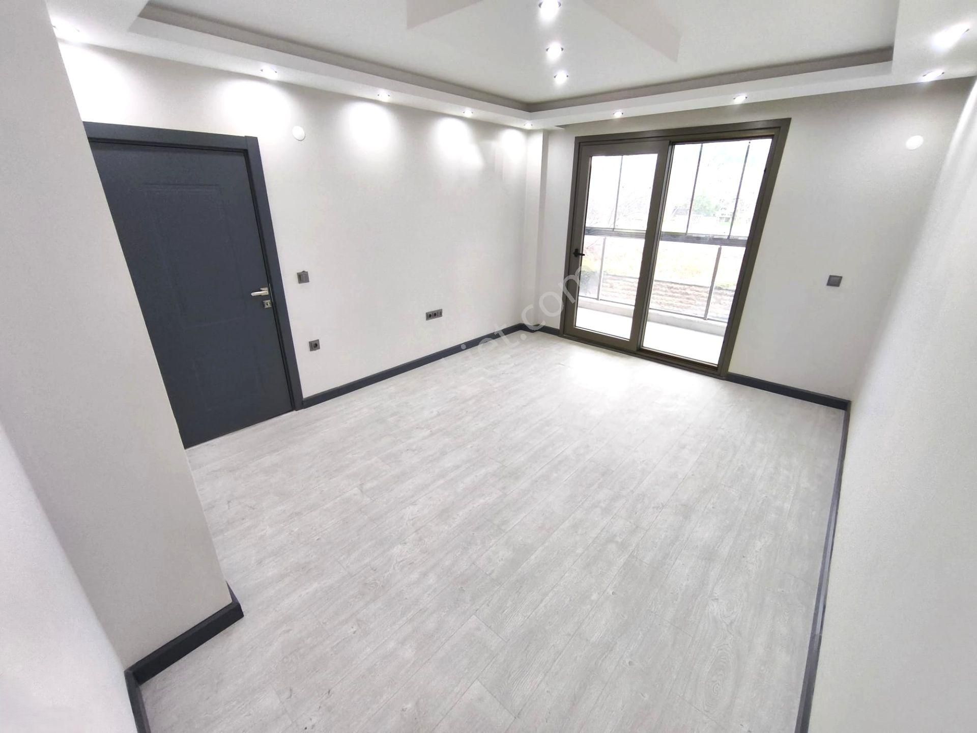 Burhaniye İskele'de Aygül'den Sıfır Denize 200 Mt Mustakil Tadında Bahçeli 3+1 Satılık Ters Dubleks - Görsel 12