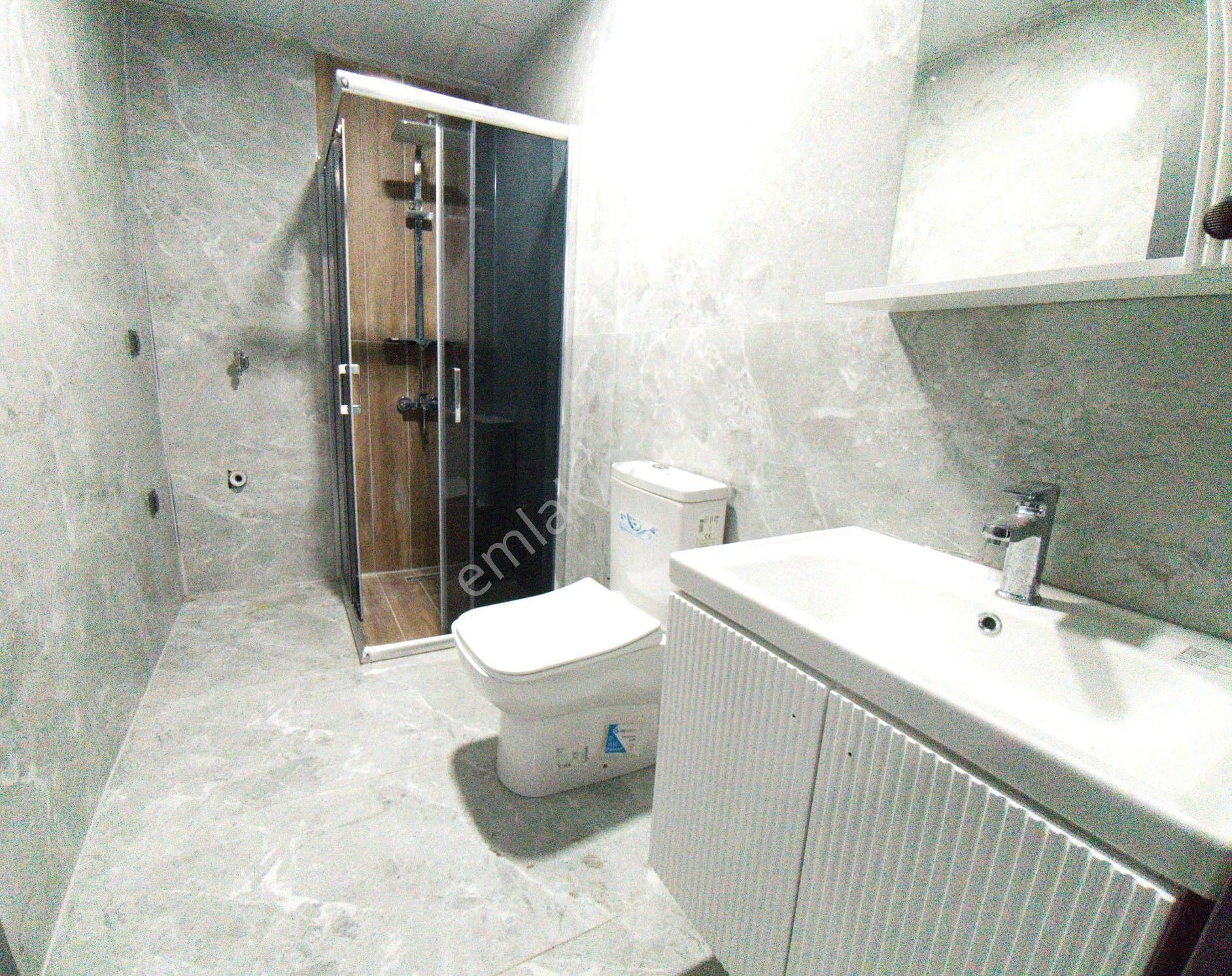 Burhaniye İskele'de Aygül'den Sıfır Denize 200 Mt Mustakil Tadında Bahçeli 3+1 Satılık Ters Dubleks - Görsel 32