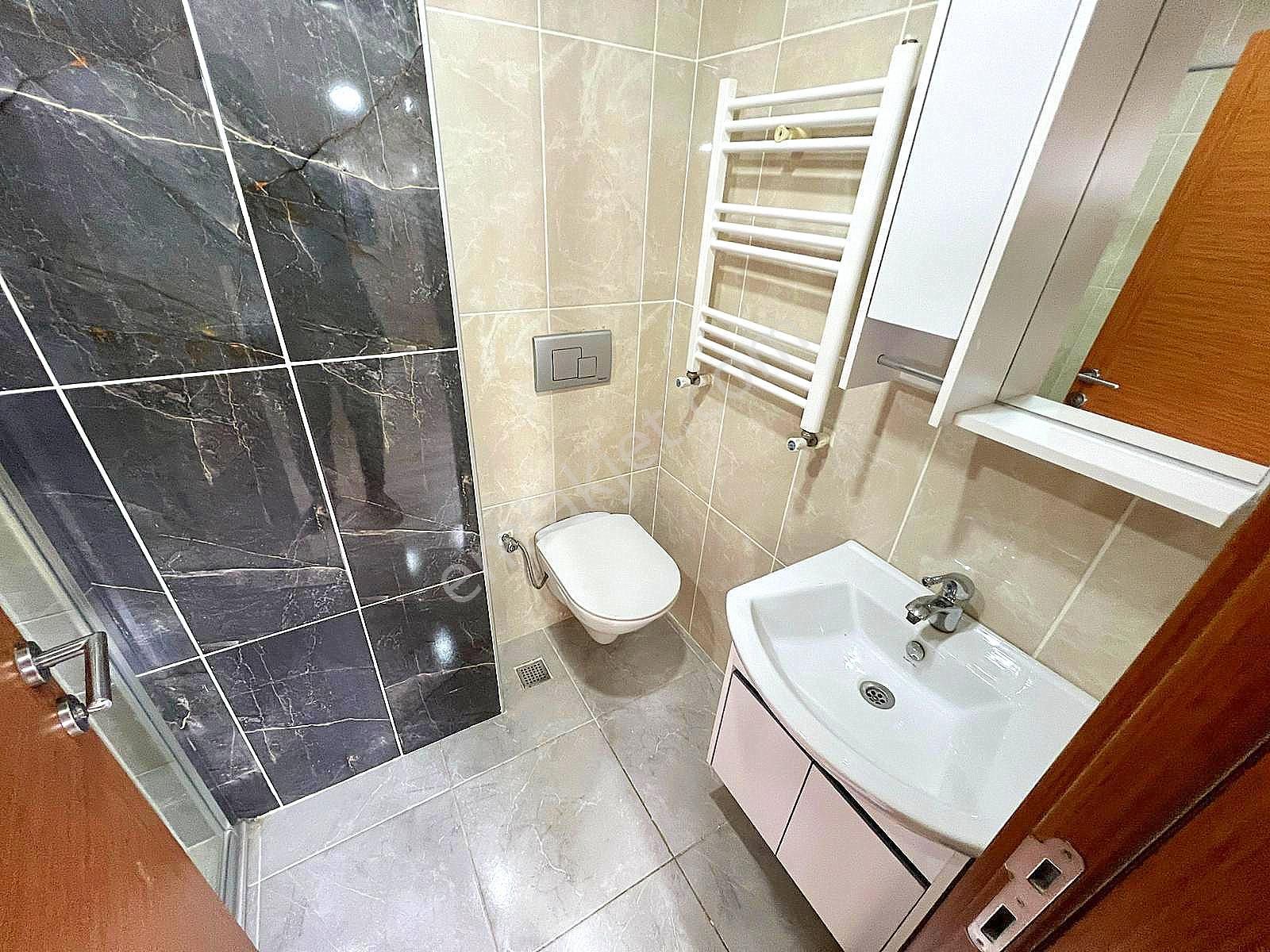 ▃birikim▃ İdealtepe Sahilde 6 Yıllık Binada Manzaralı Boş 4+1 !! - Görsel 34