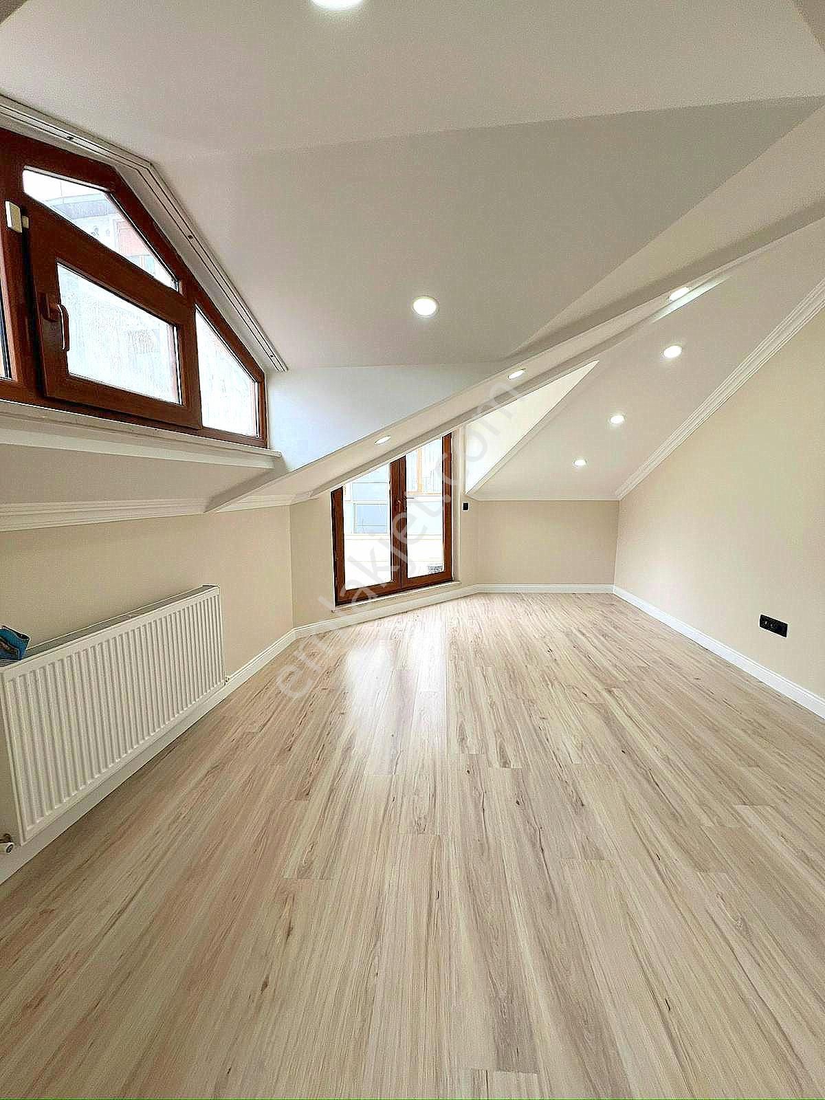 ▃birikim▃ İdealtepe Sahilde 6 Yıllık Binada Manzaralı Boş 4+1 !! - Görsel 31