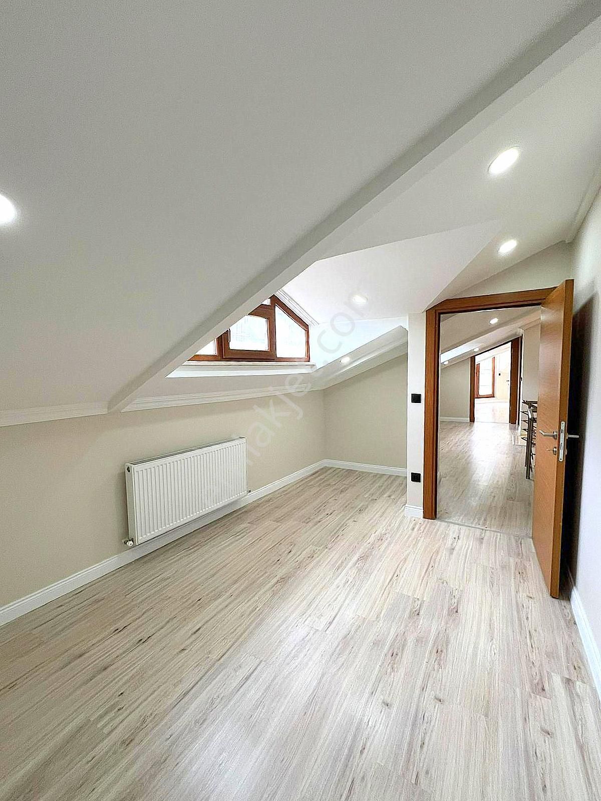 ▃birikim▃ İdealtepe Sahilde 6 Yıllık Binada Manzaralı Boş 4+1 !! - Görsel 27