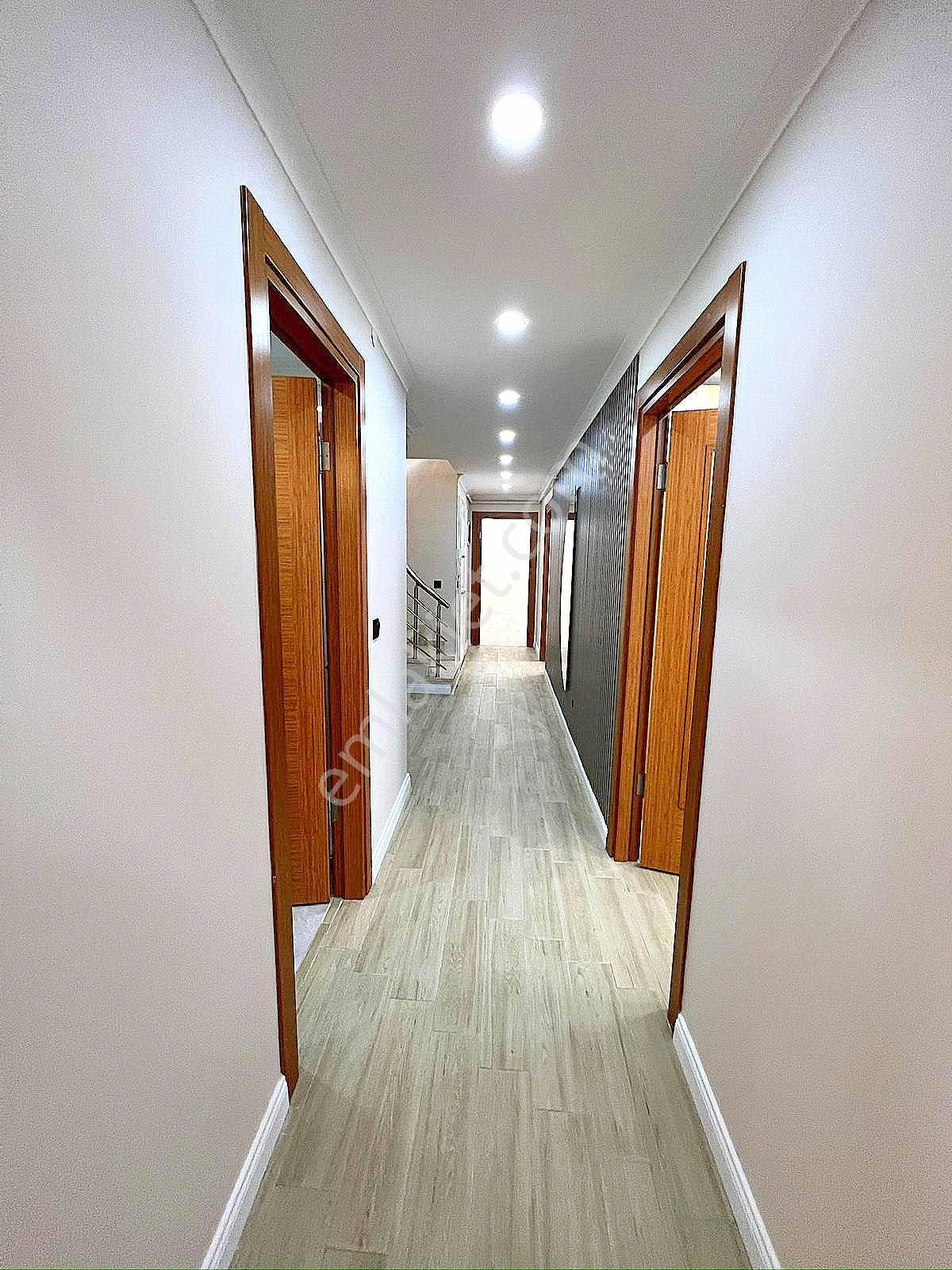 ▃birikim▃ İdealtepe Sahilde 6 Yıllık Binada Manzaralı Boş 4+1 !! - Görsel 12