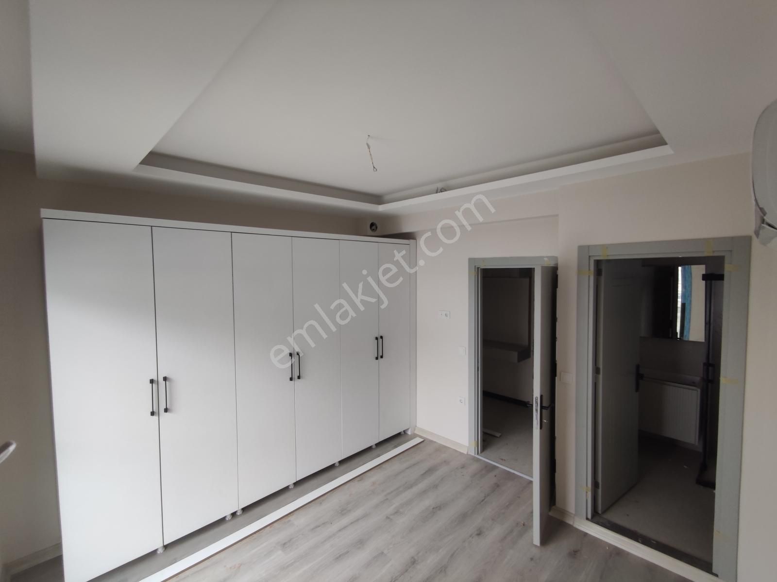 Q'zen Den Havuzlu Site İçinde Ebeveyn Banyolu Arakat 2+1 Daire - Görsel 13