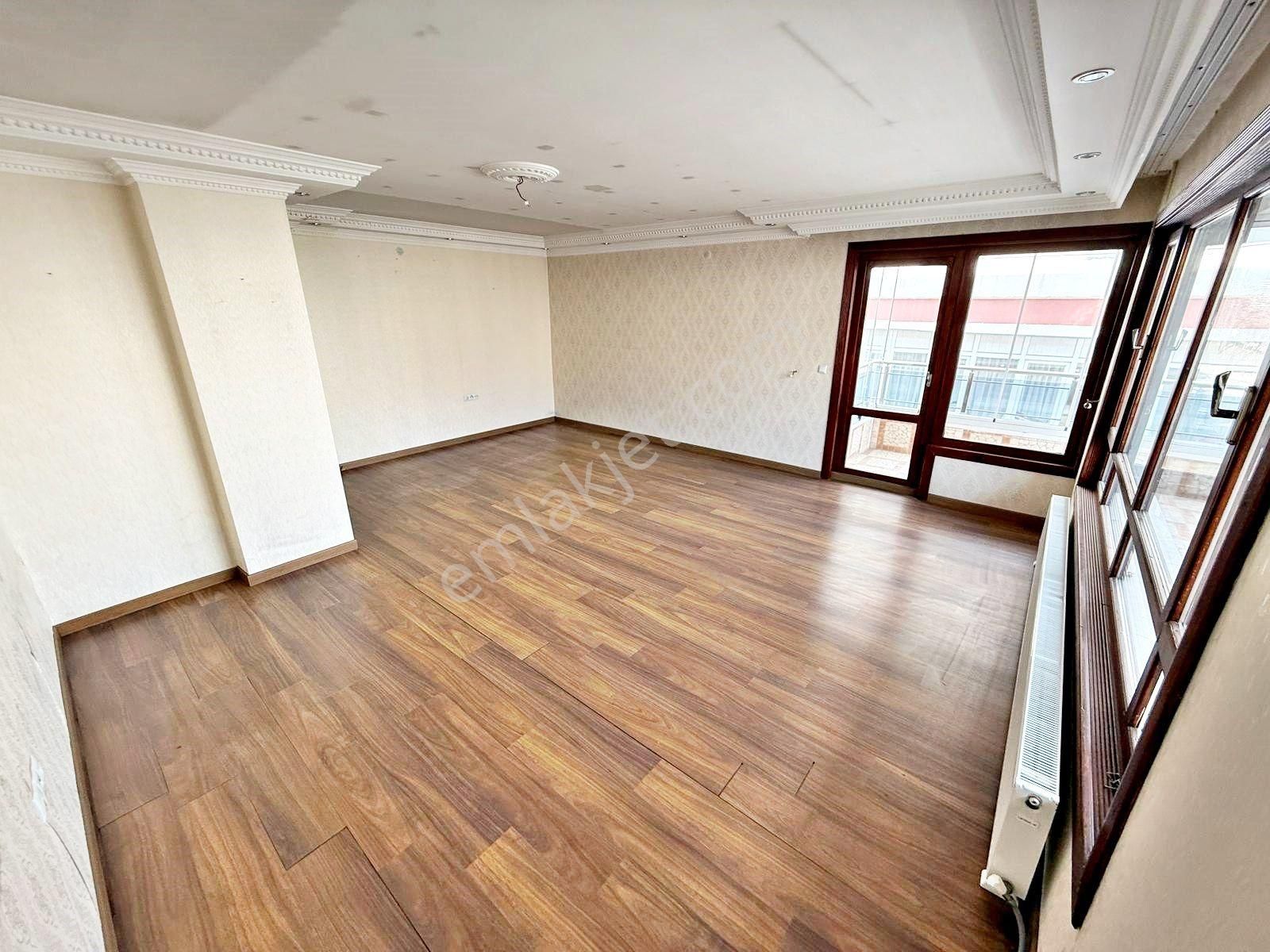 Gold Emlaktan Etlikte Yozgat Bulvarı Üzeri 30m2mutfak Geniş Ferah Yapılı Asansörlü Satılık 4+1dublex - Görsel 8