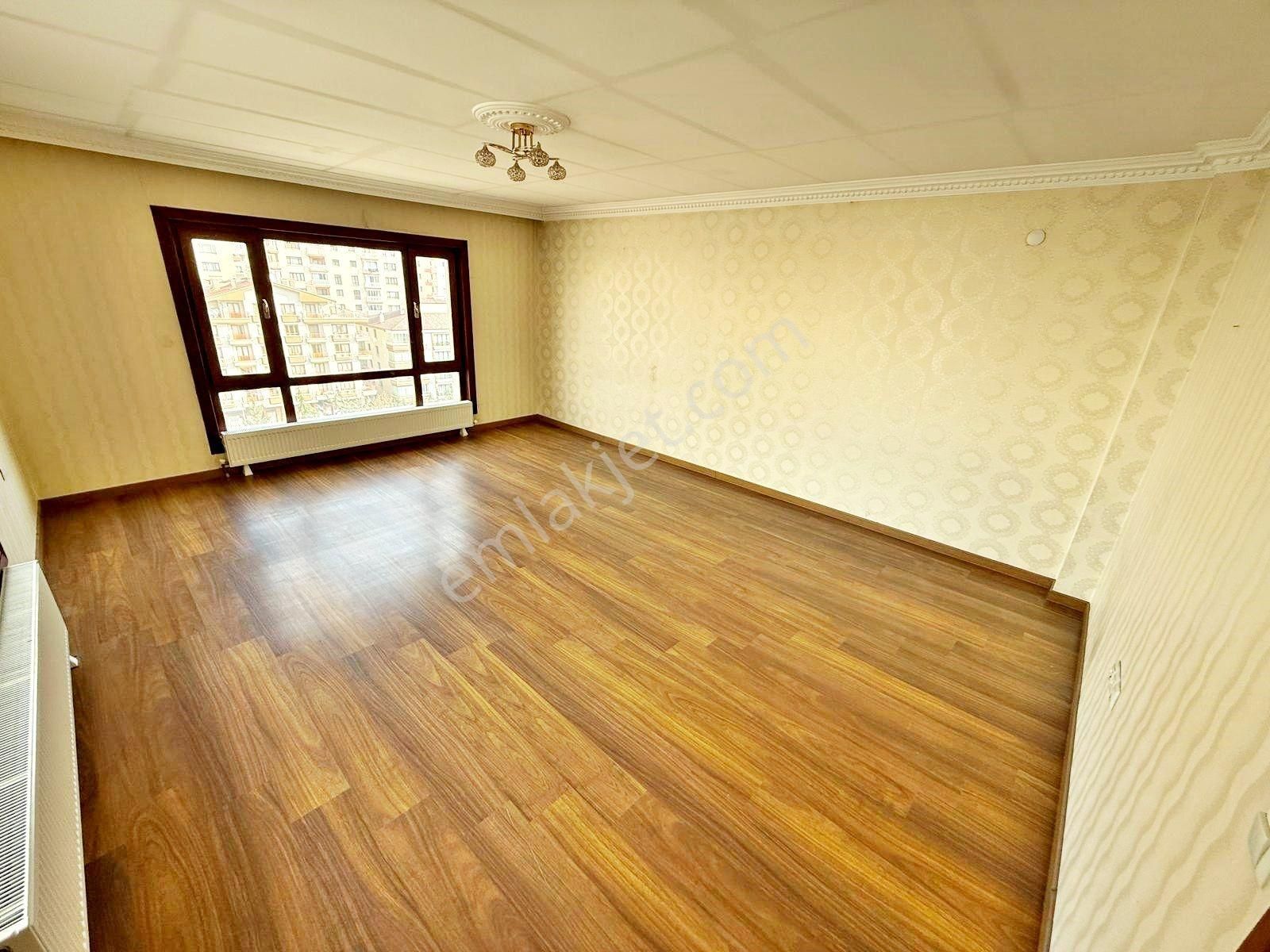 Gold Emlaktan Etlikte Yozgat Bulvarı Üzeri 30m2mutfak Geniş Ferah Yapılı Asansörlü Satılık 4+1dublex - Görsel 4