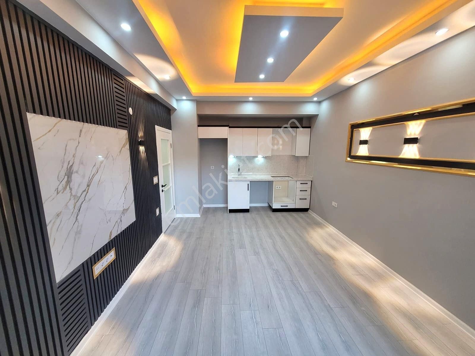 Parstan Tuzcumuratta Arakat Yerden Isıtmalı Asansörlü Lüx 2+1