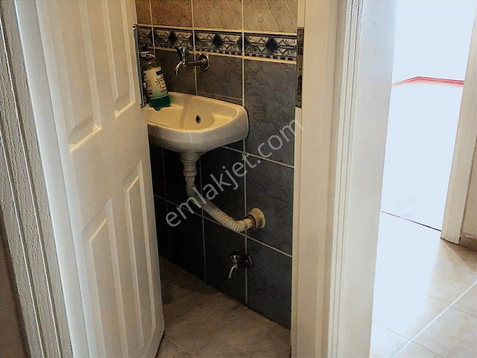 Can Emlak'tan Geniş Ve Kullanışlı Arakat Daire... - Görsel 17