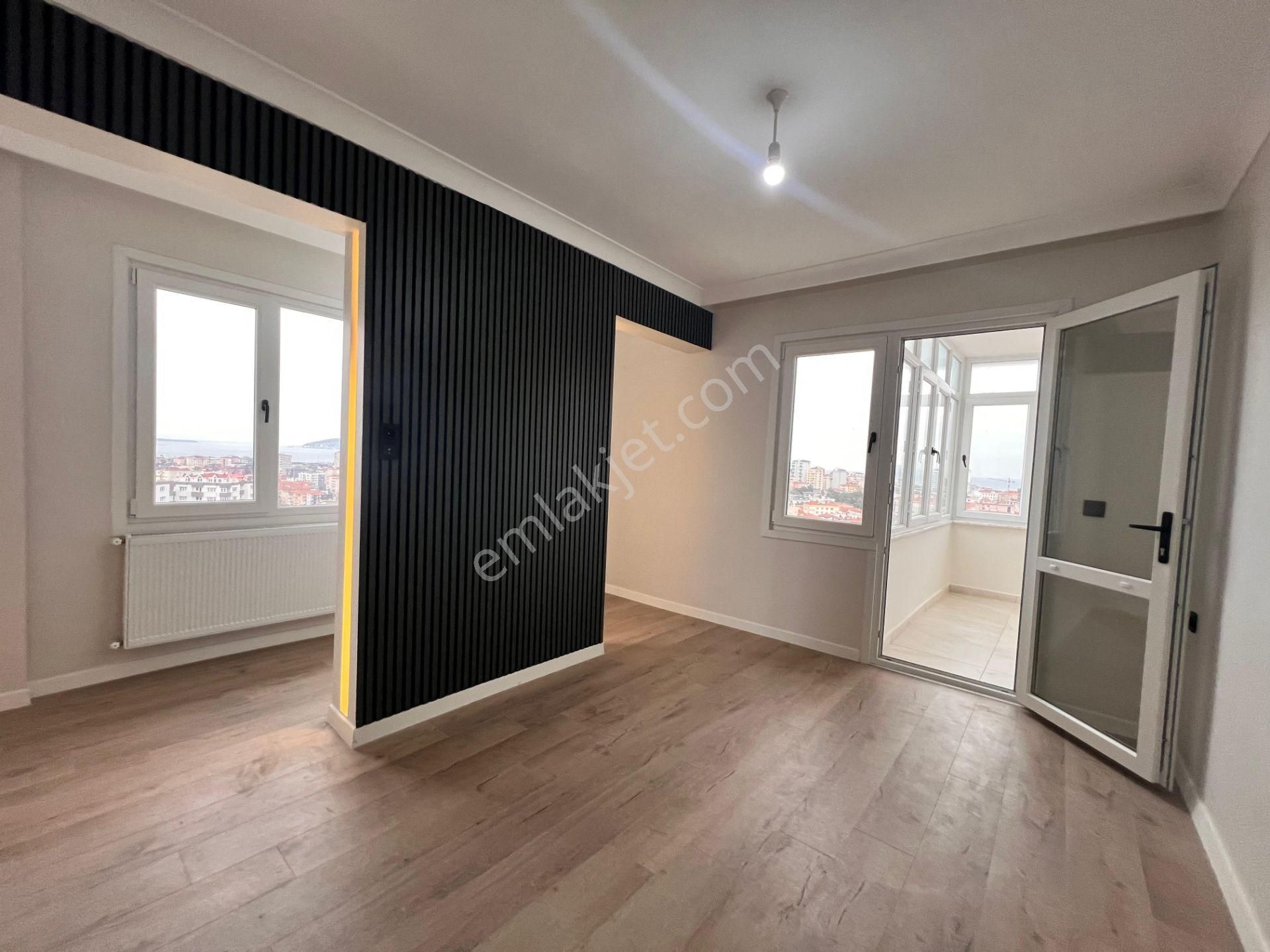 Kaçmaz'dan Sitede. İçi Yenilenmiş. Her Odada Deniz Manzaralı 3+1 - Görsel 22