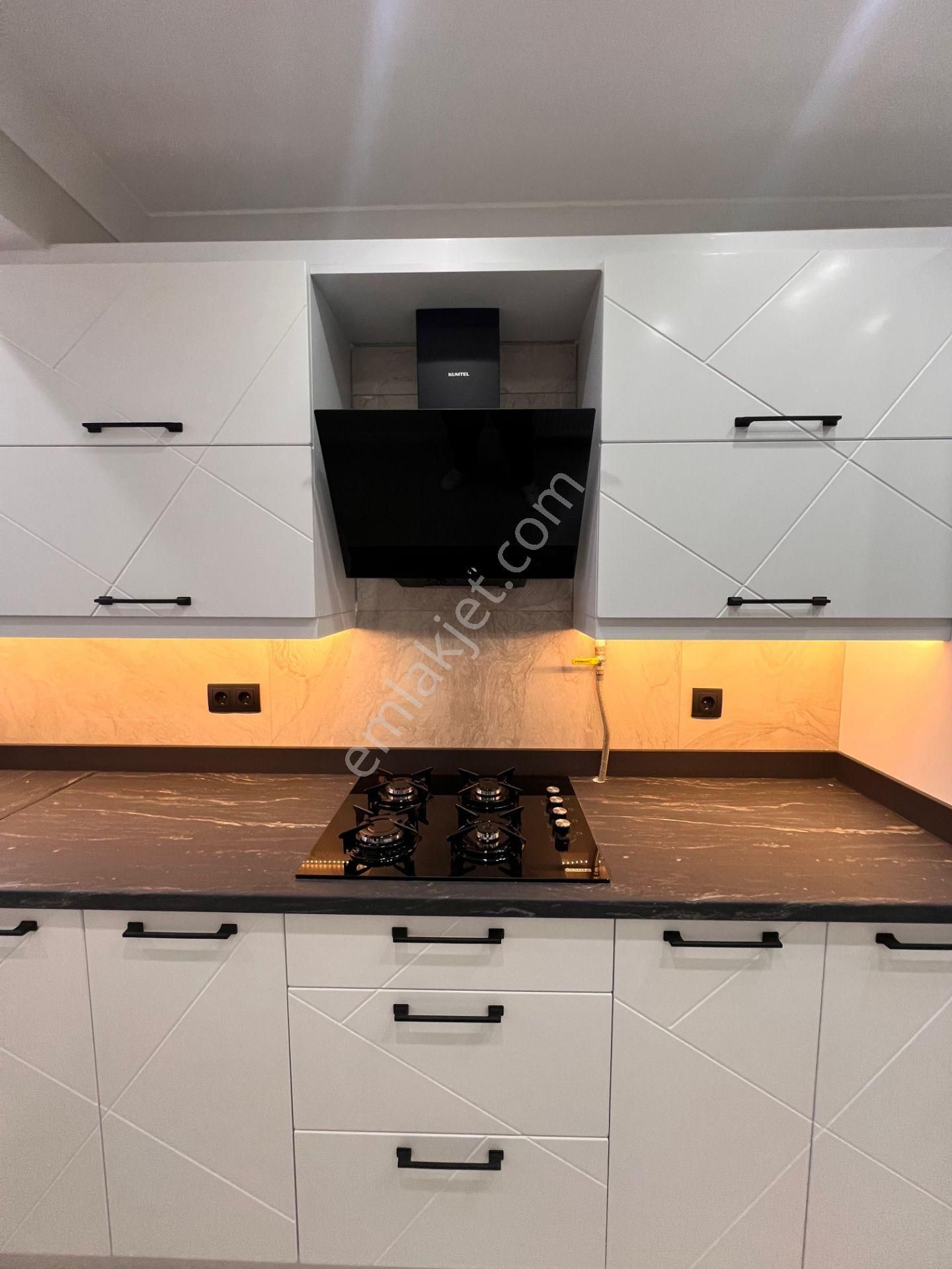 Kaçmaz'dan Sitede. İçi Yenilenmiş. Her Odada Deniz Manzaralı 3+1 - Görsel 3