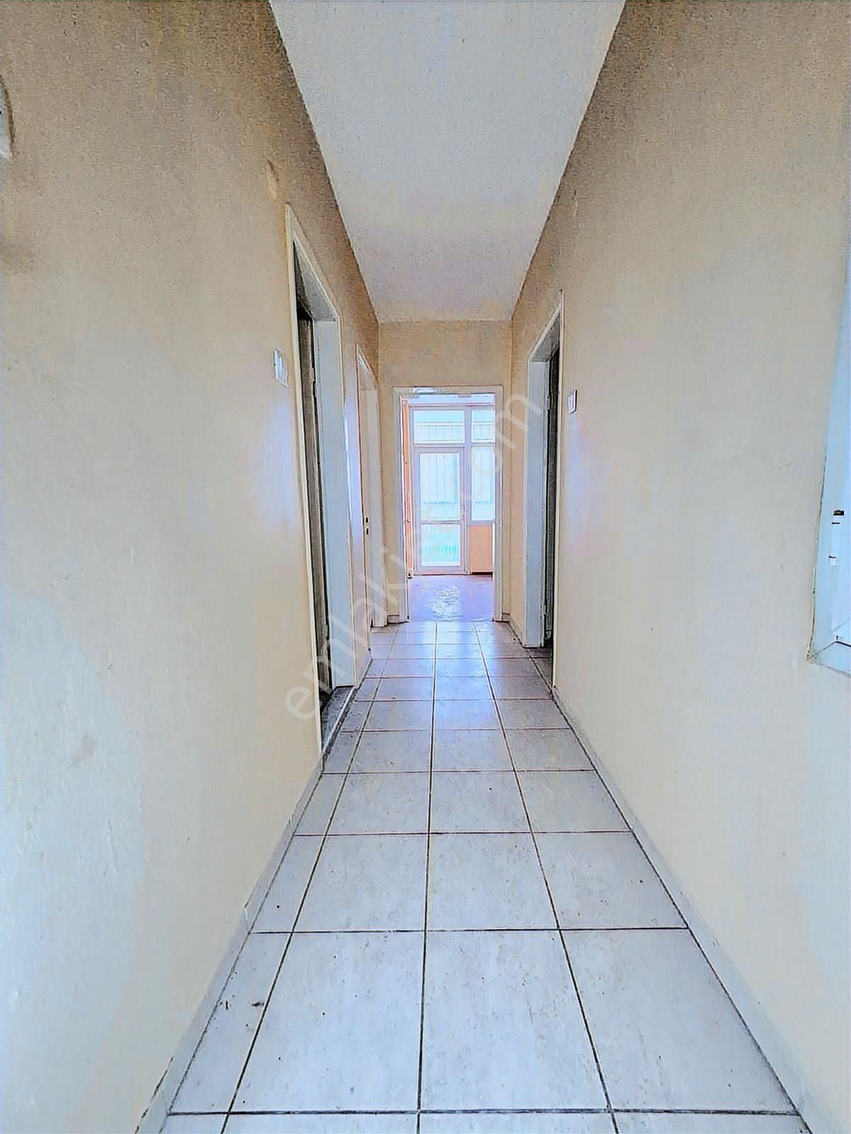 K.yaka Çarşı Ve Yuva Yakını Çift Cephe Balkon Geniş 4+1 150 M2 - Görsel 14