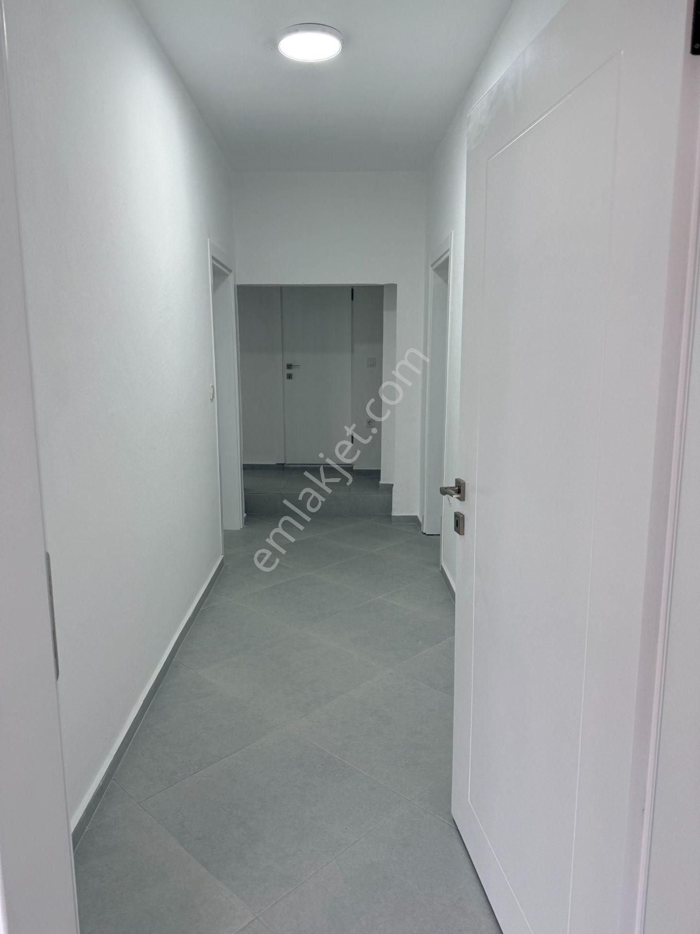 T.reis Akçaalan Mahallesinde Kiralık Yeni Tadilat Görmüş 2+1 Bahçe Katı Daire - Görsel 25