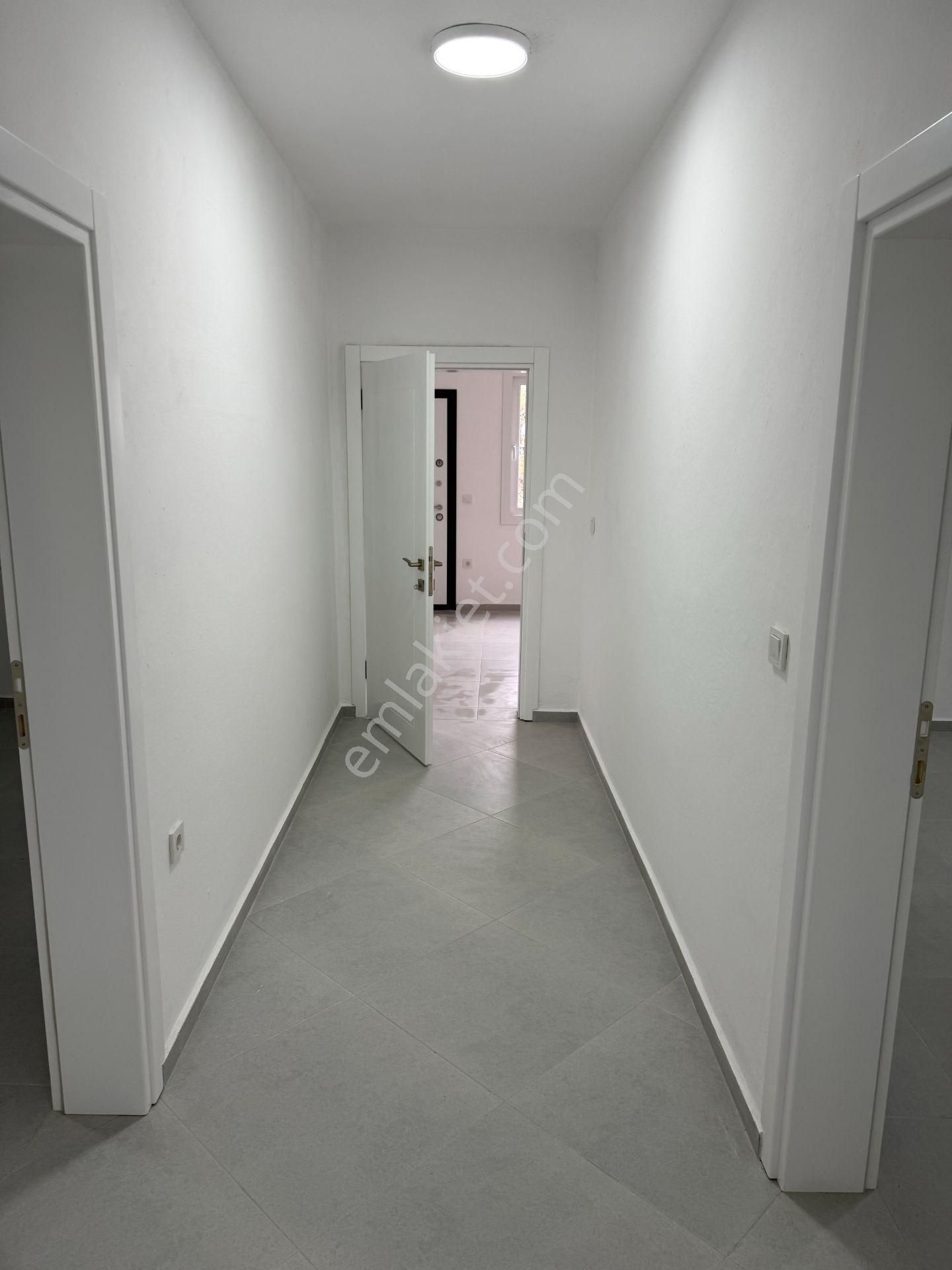 T.reis Akçaalan Mahallesinde Kiralık Yeni Tadilat Görmüş 2+1 Bahçe Katı Daire - Görsel 17