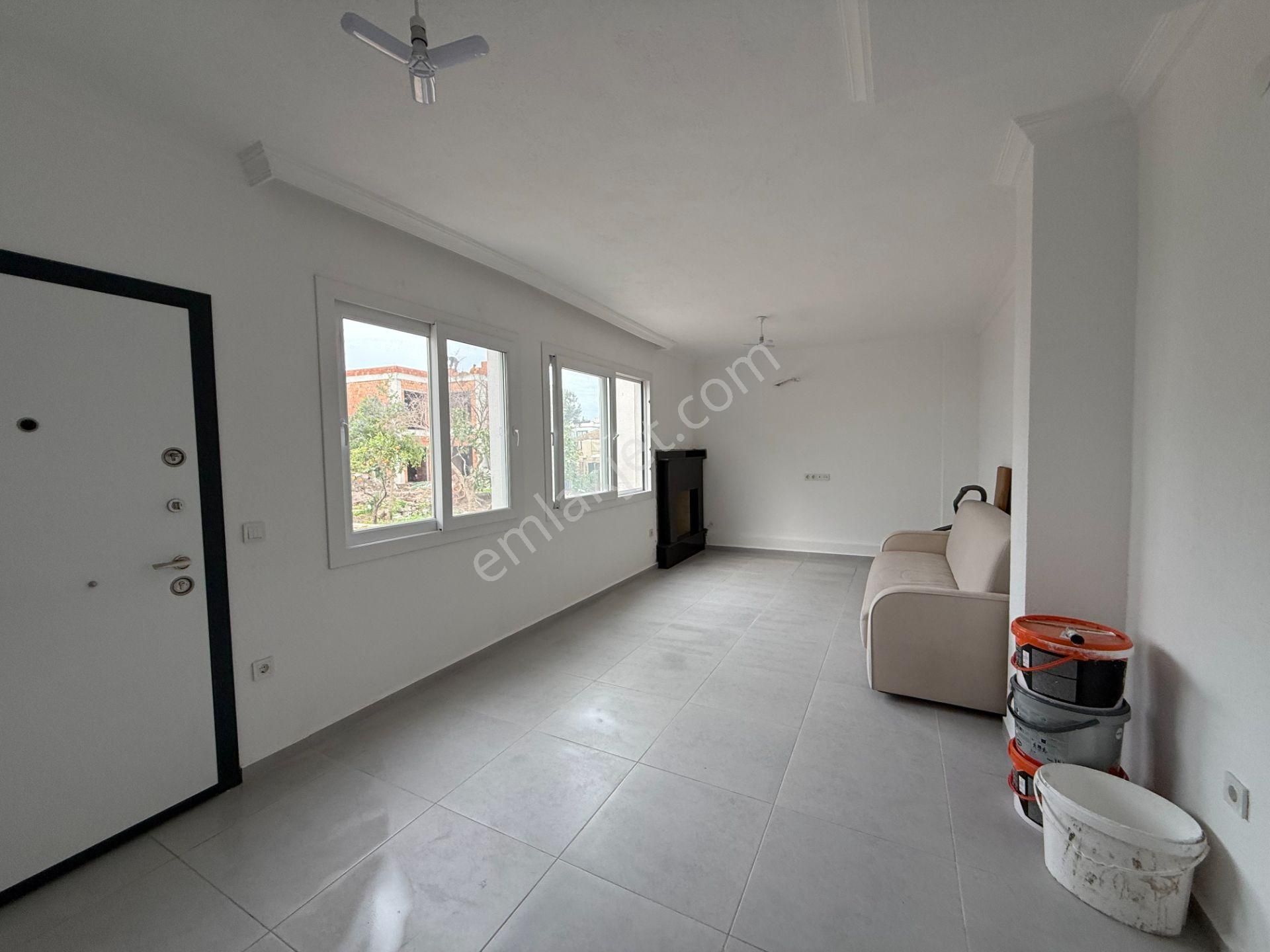 T.reis Akçaalan Mahallesinde Kiralık Yeni Tadilat Görmüş 2+1 Bahçe Katı Daire - Görsel 4