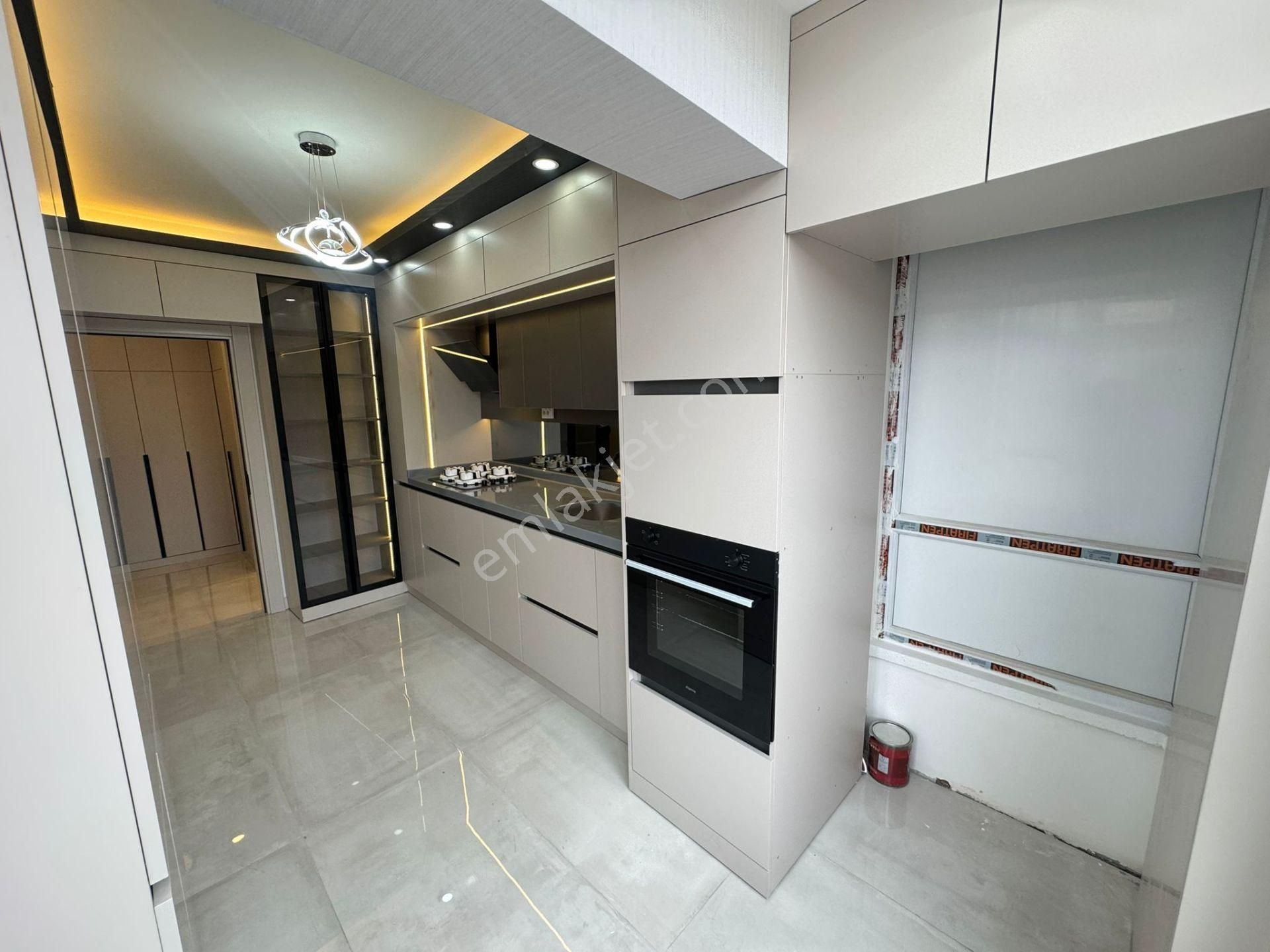 Aktif Emlak'tan Ahi Evran Mahallesinde Full Yapılı 3+1 Satılık Daire!!!! - Görsel 8