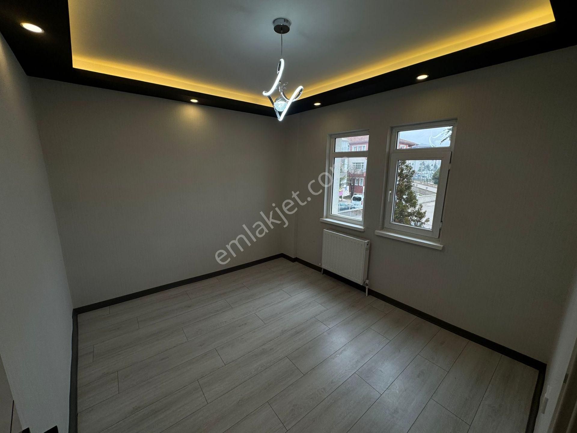 Aktif Emlak'tan Ahi Evran Mahallesinde Full Yapılı 3+1 Satılık Daire!!!! - Görsel 23