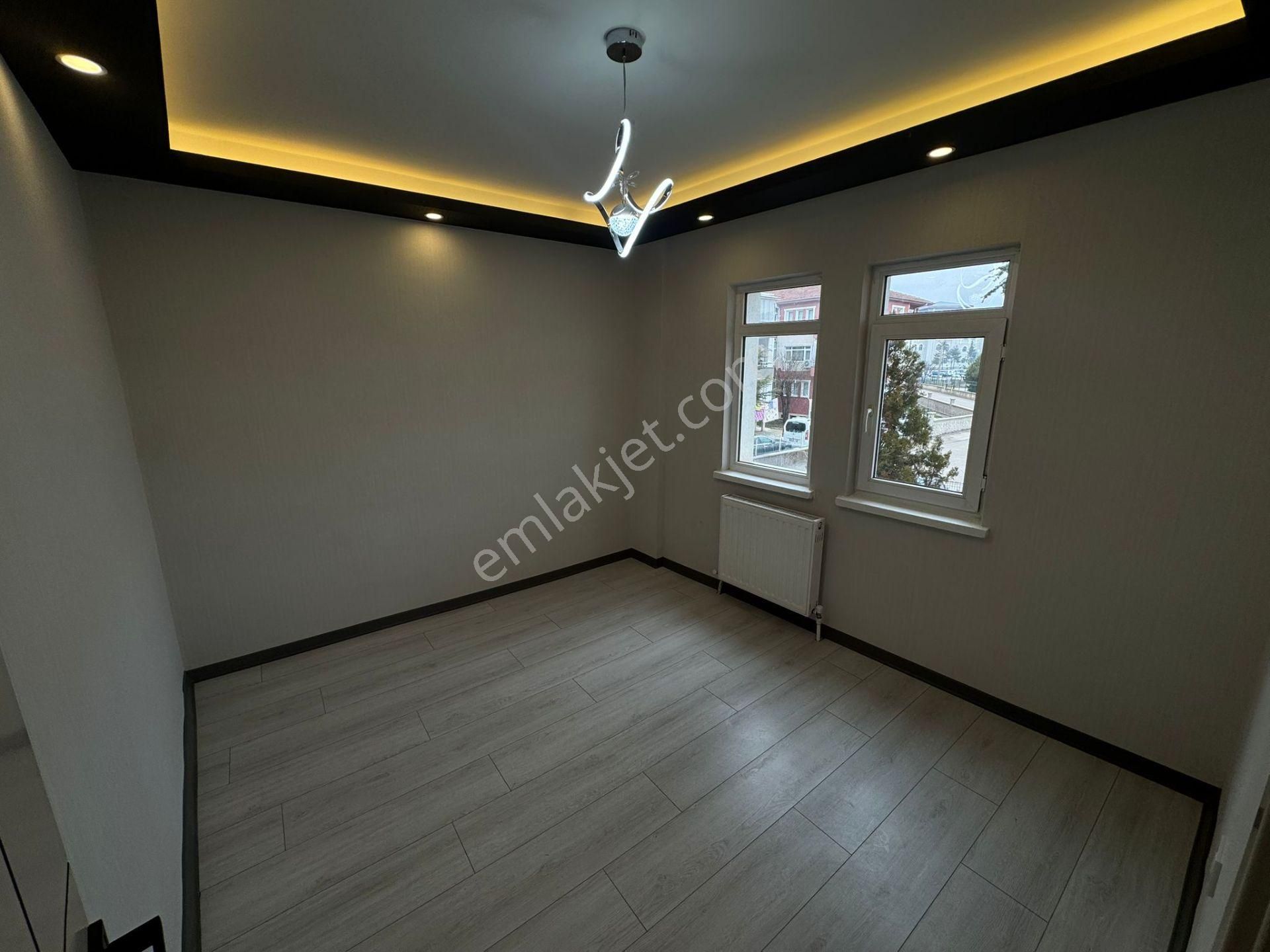 Aktif Emlak'tan Ahi Evran Mahallesinde Full Yapılı 3+1 Satılık Daire!!!! - Görsel 9