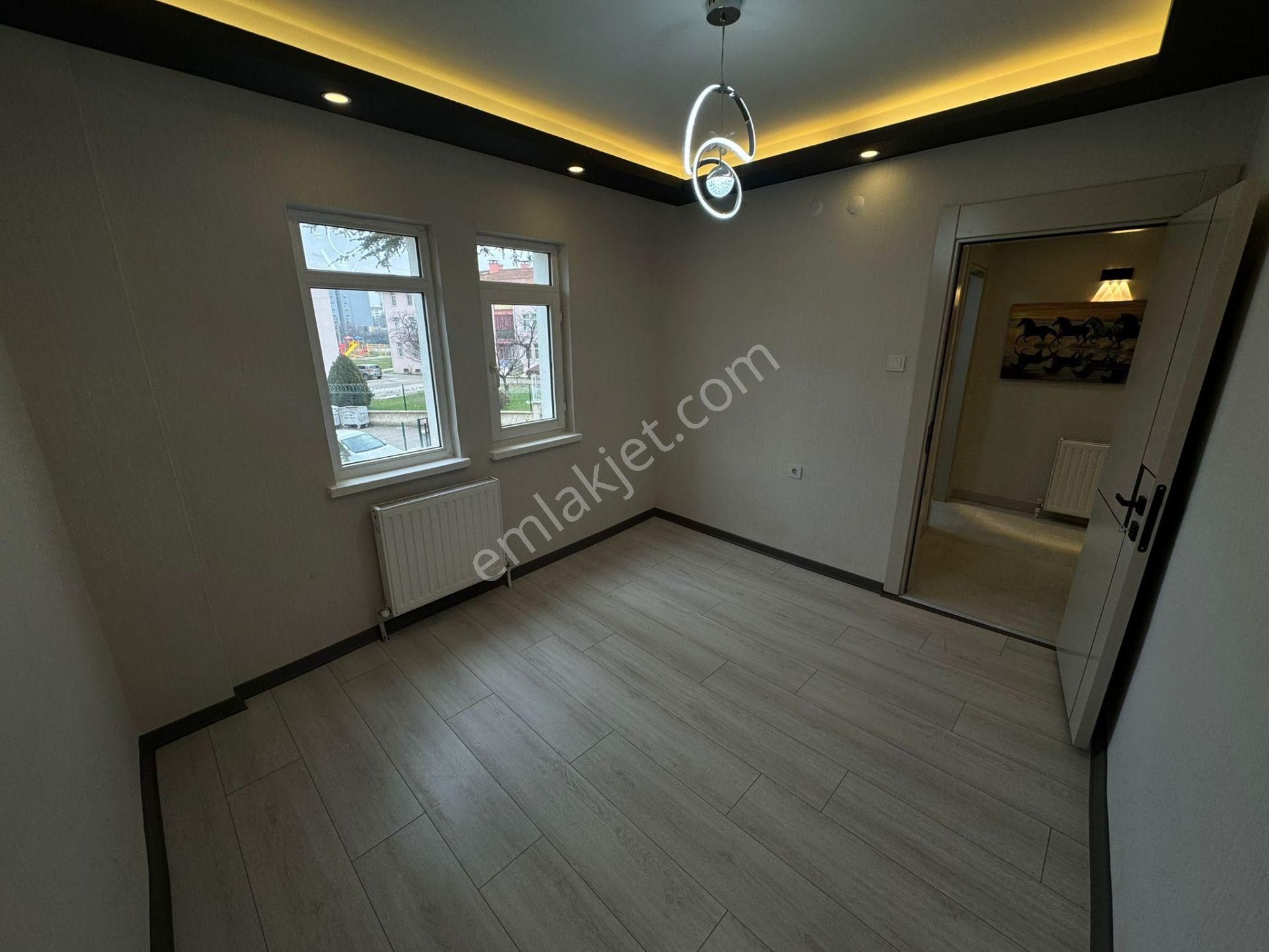 Aktif Emlak'tan Ahi Evran Mahallesinde Full Yapılı 3+1 Satılık Daire!!!! - Görsel 3