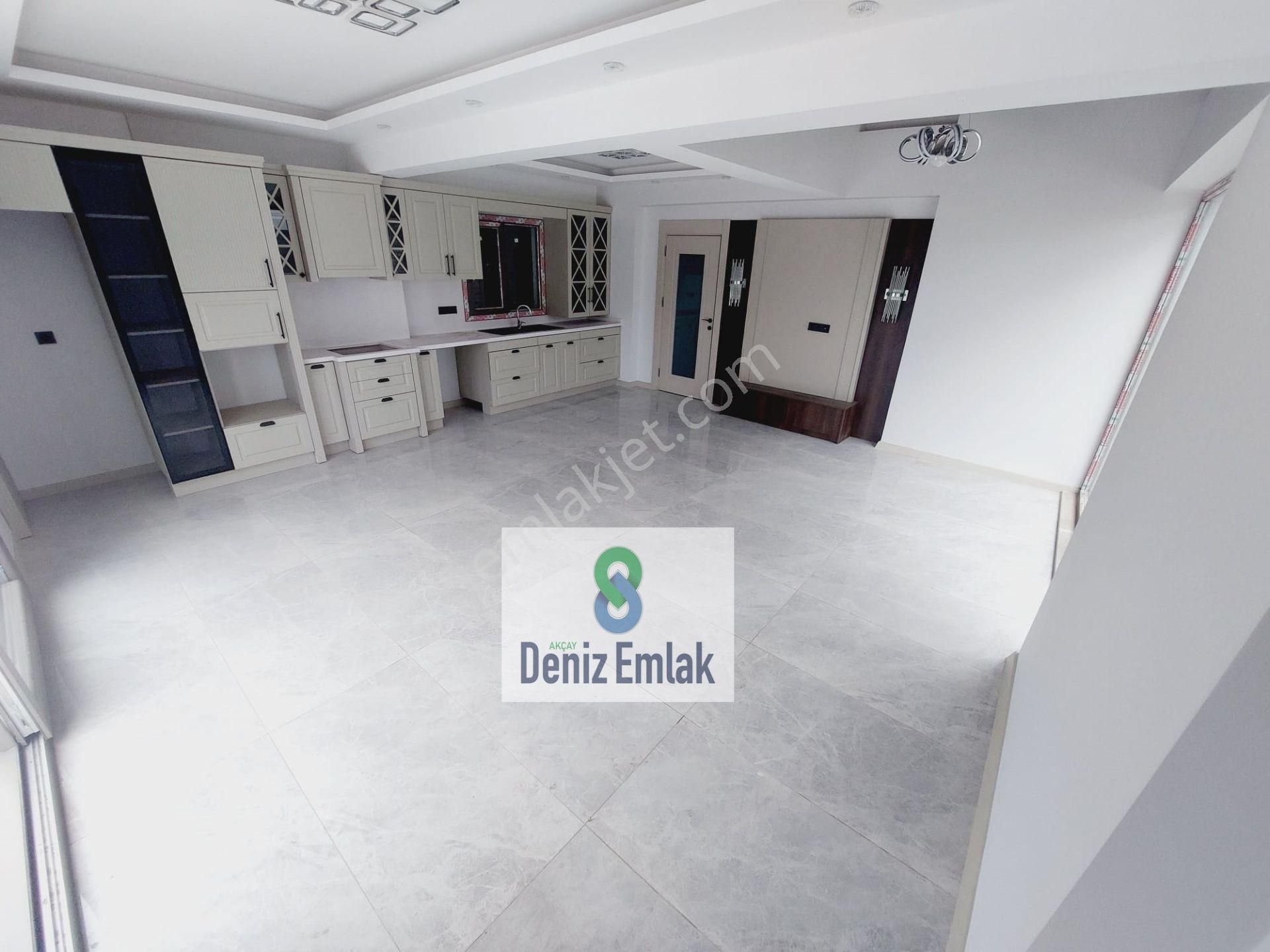 Denizden Akçayda Tam Müstakil Havuzlu Satılık 3+1 Villa. - Görsel 26