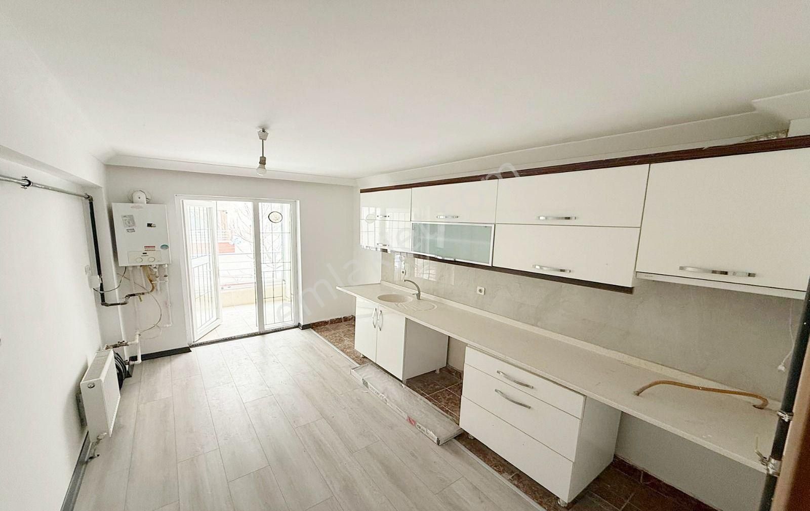 Kanuni Mahallesi Yakını Kat Konumunda Açık Cepheli Kot2 - Görsel 8