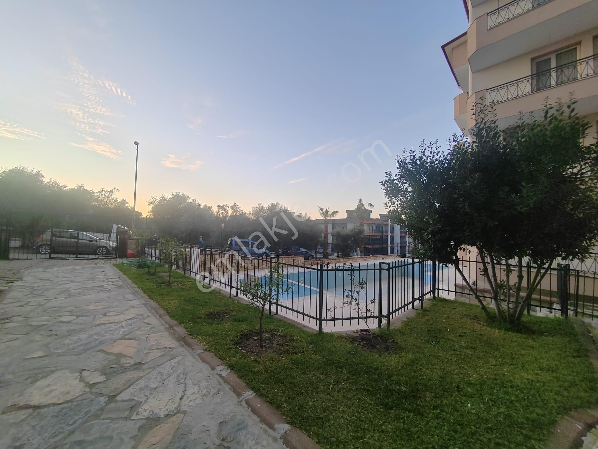Kuşadası Merkezinde Manzaralı 3+1 Kiralık Daire - Görsel 33