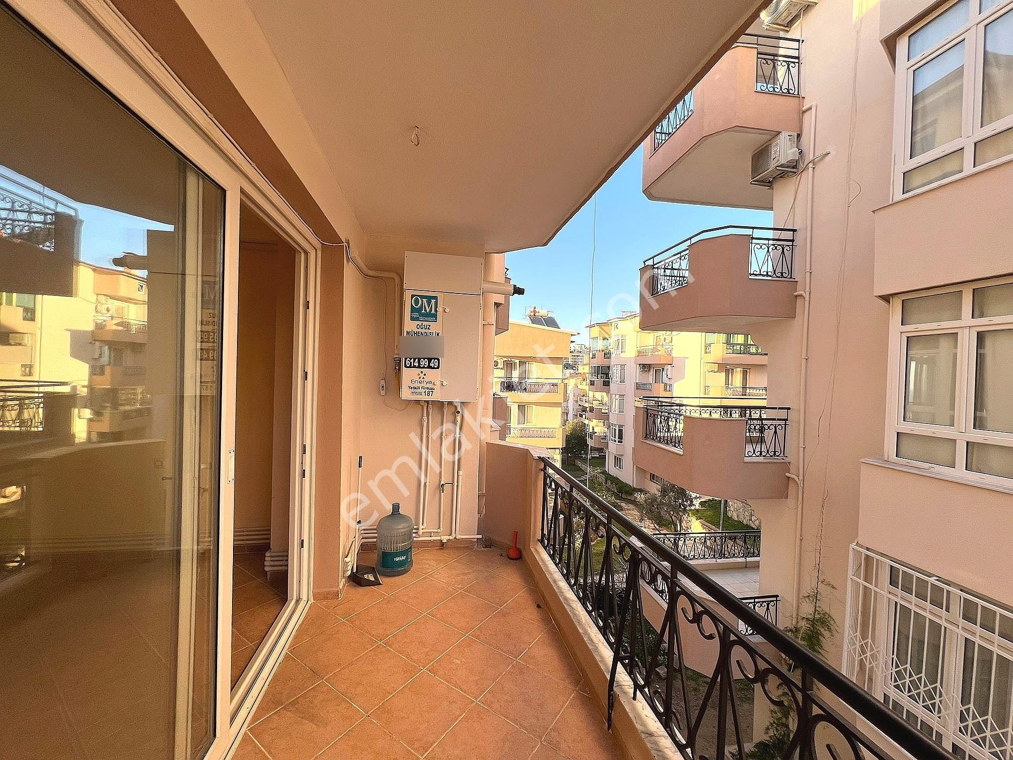 Kuşadası Merkezinde Manzaralı 3+1 Kiralık Daire - Görsel 18