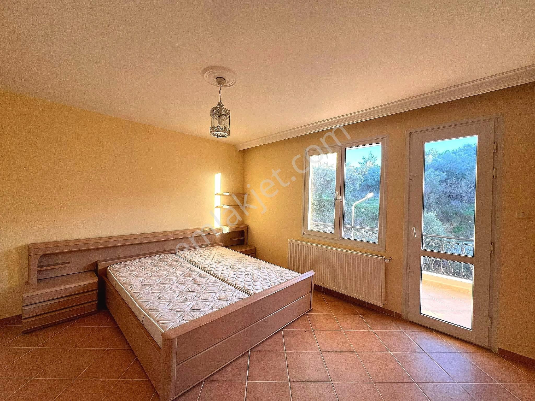 Kuşadası Merkezinde Manzaralı 3+1 Kiralık Daire - Görsel 26