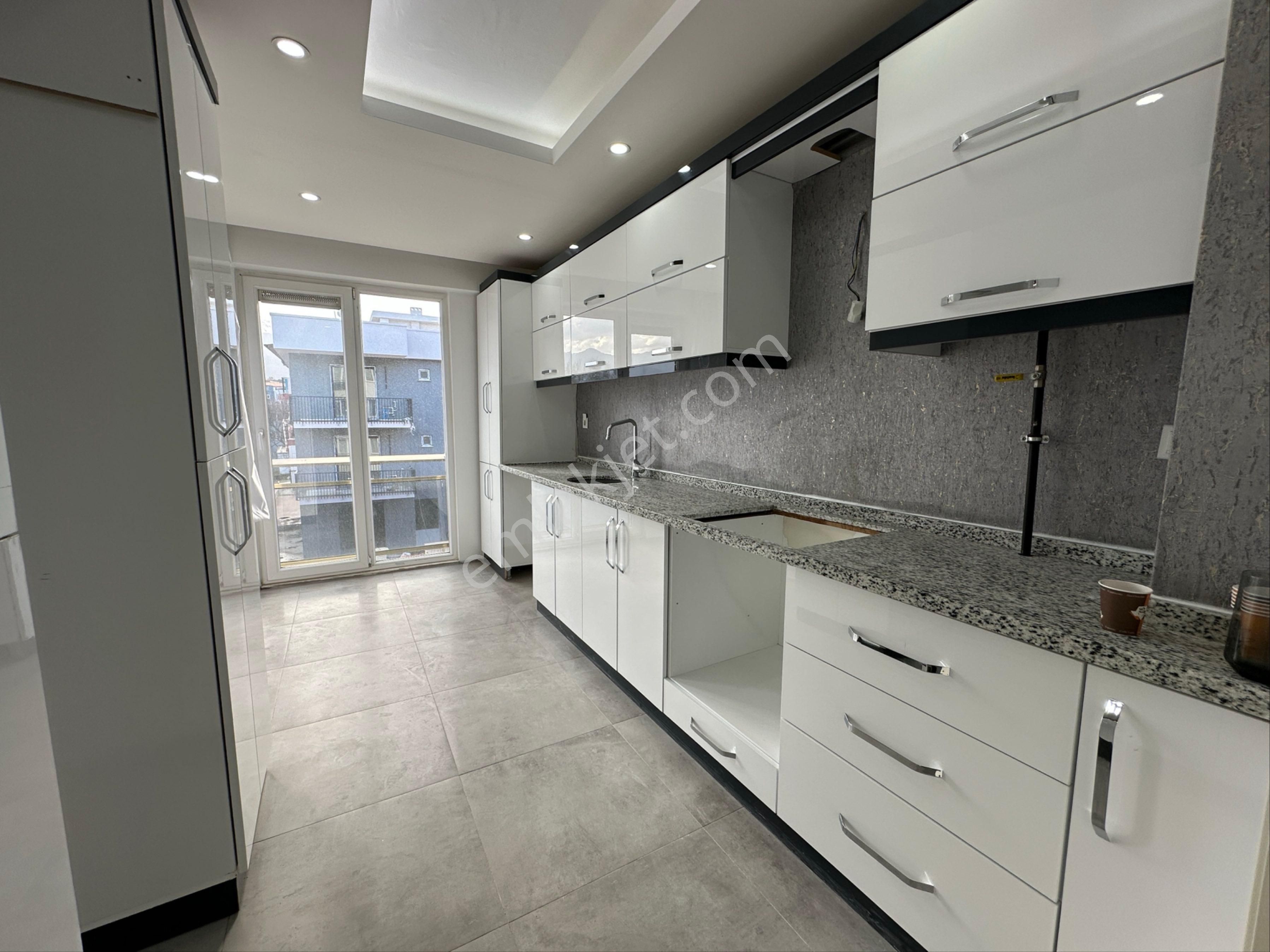 Saygın’dan M.efendi Kaymakamlığı Yakını 125m2 3+1 Kiralık Daire - Görsel 4