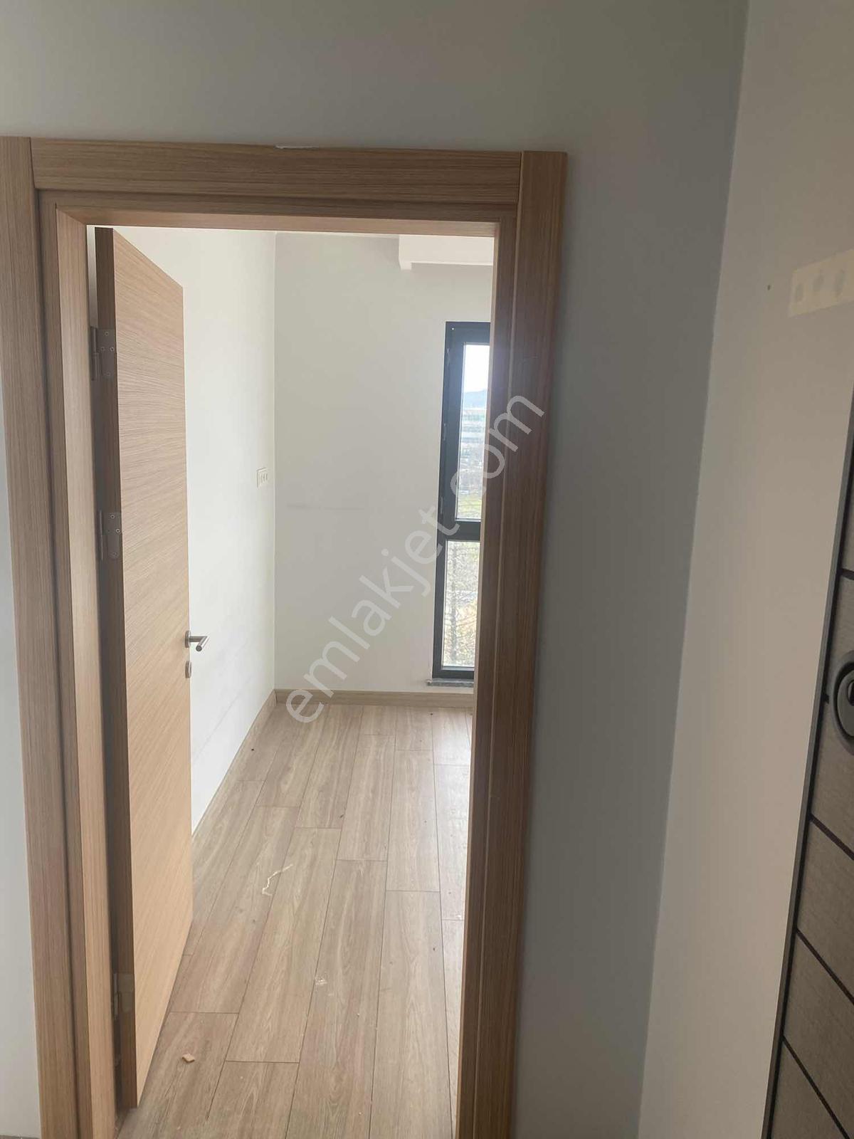 Tepe Gayrimenkulden Yeni Sehir Hastanesine Cok Yakn 1+1 Kiralik - Görsel 8