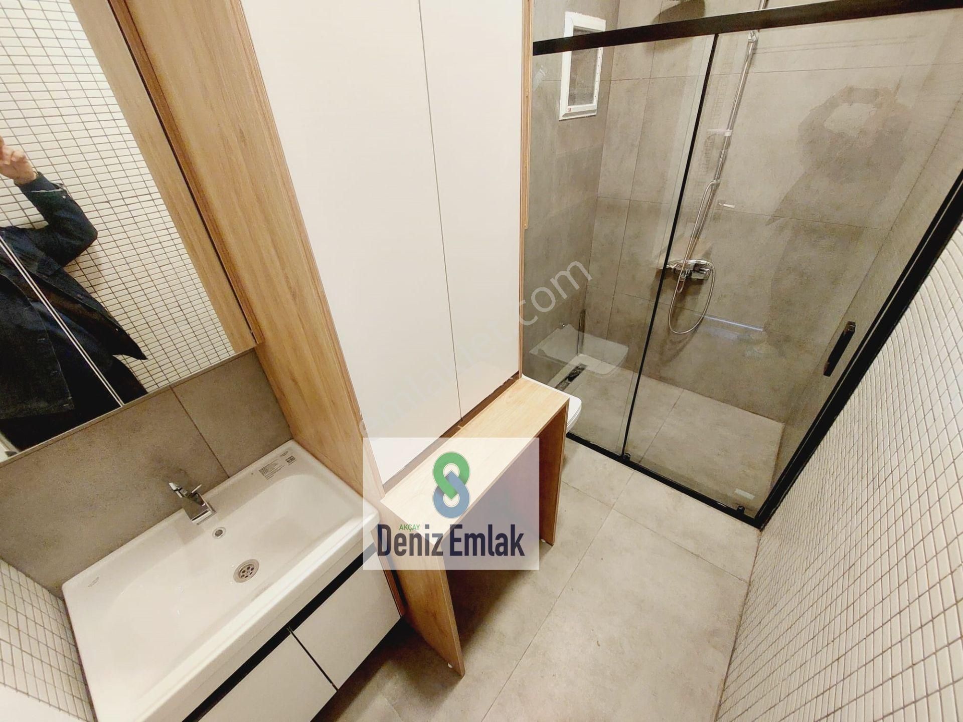 Denizden Akçayda Öncephe Kendine Ait Bahçeli Satılık 2+1 Lüks Daire. - Görsel 30
