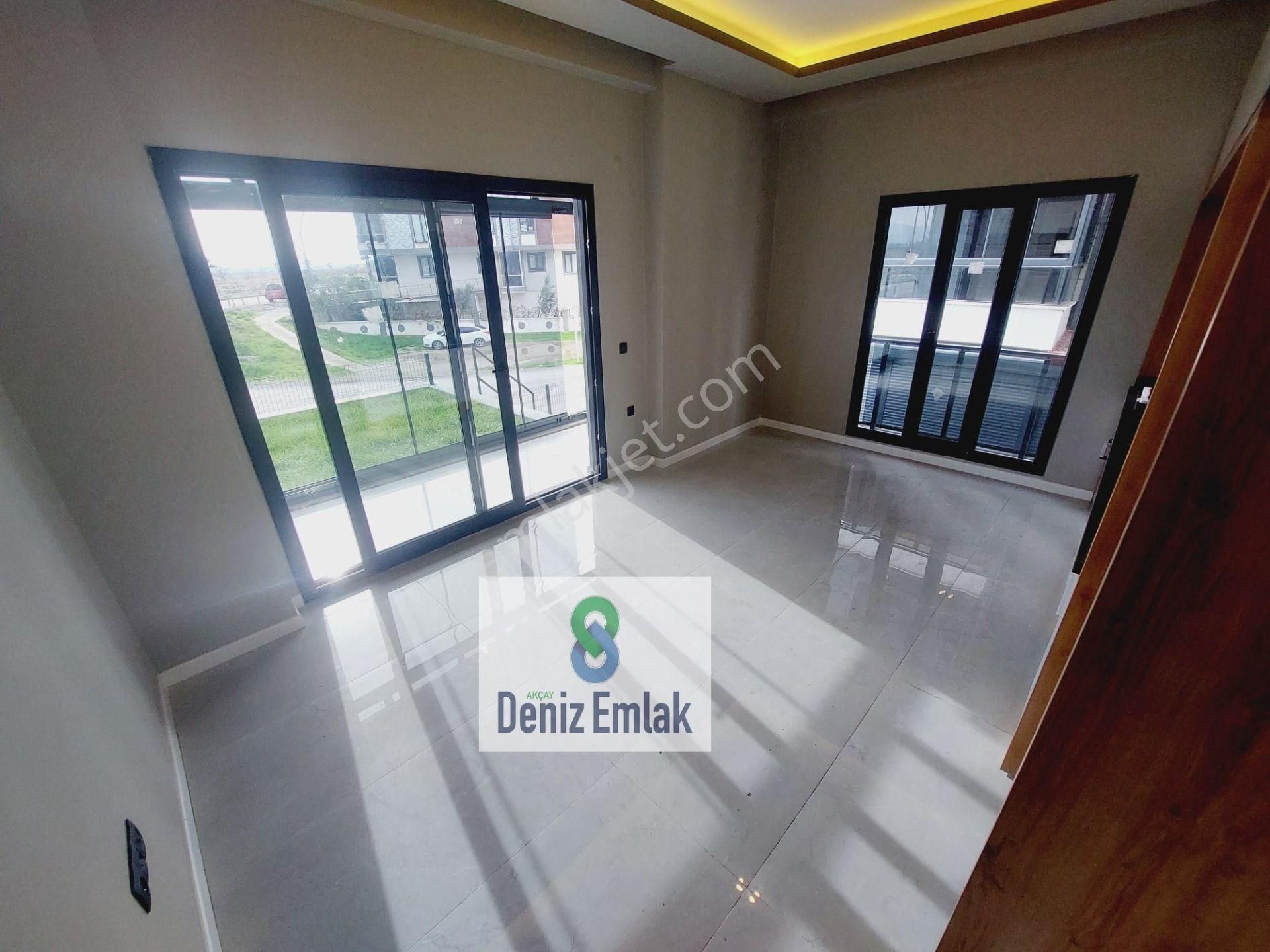 Denizden Akçayda Öncephe Kendine Ait Bahçeli Satılık 2+1 Lüks Daire. - Görsel 4