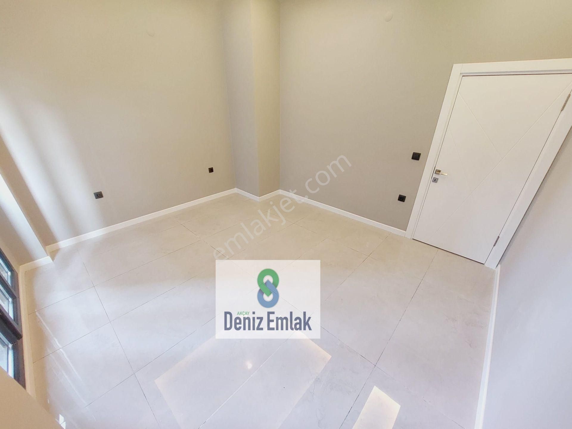 Denizden Akçayda Öncephe Kendine Ait Bahçeli Satılık 2+1 Lüks Daire. - Görsel 17
