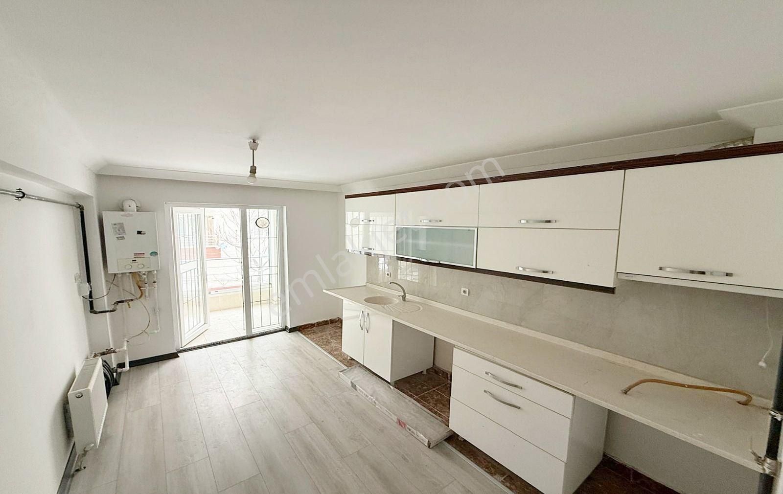 Ufuktepede Kat Konumunda 3+1 Ful Yapılı Yüksek Giriş - Görsel 13