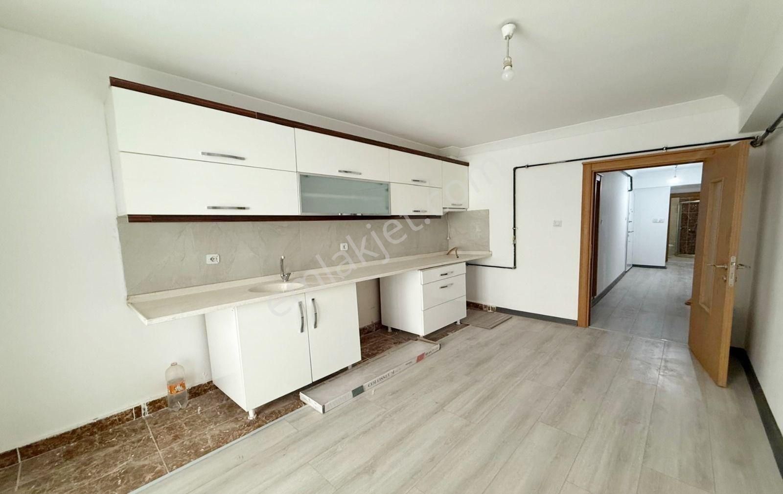 Ufuktepede Kat Konumunda 3+1 Ful Yapılı Yüksek Giriş - Görsel 9