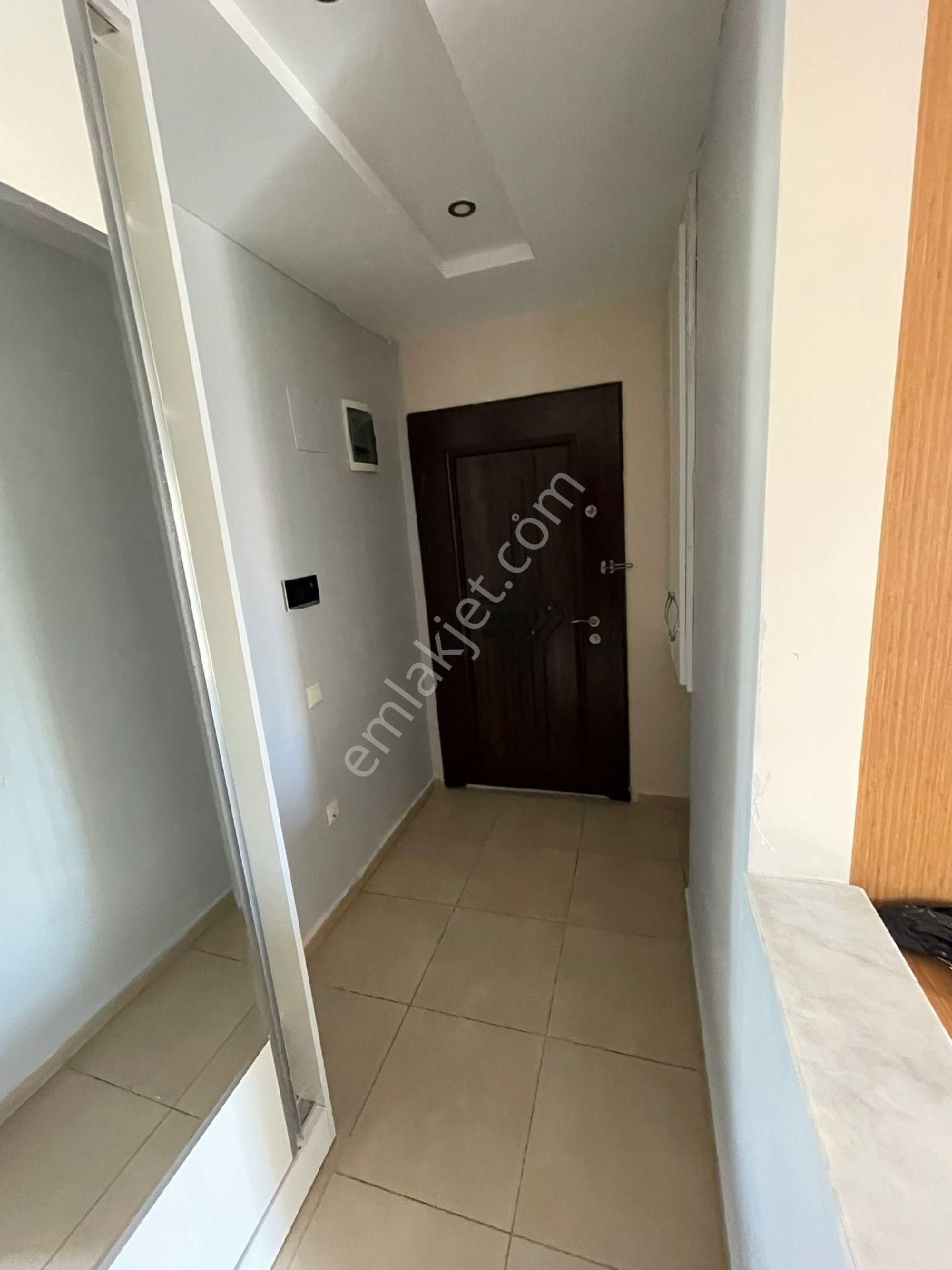 Bedava Denebilecek Uygunlukta Türkmenbaşı Bulvarın'da 1+1 Lüks Eşyalı Daire - Görsel 2