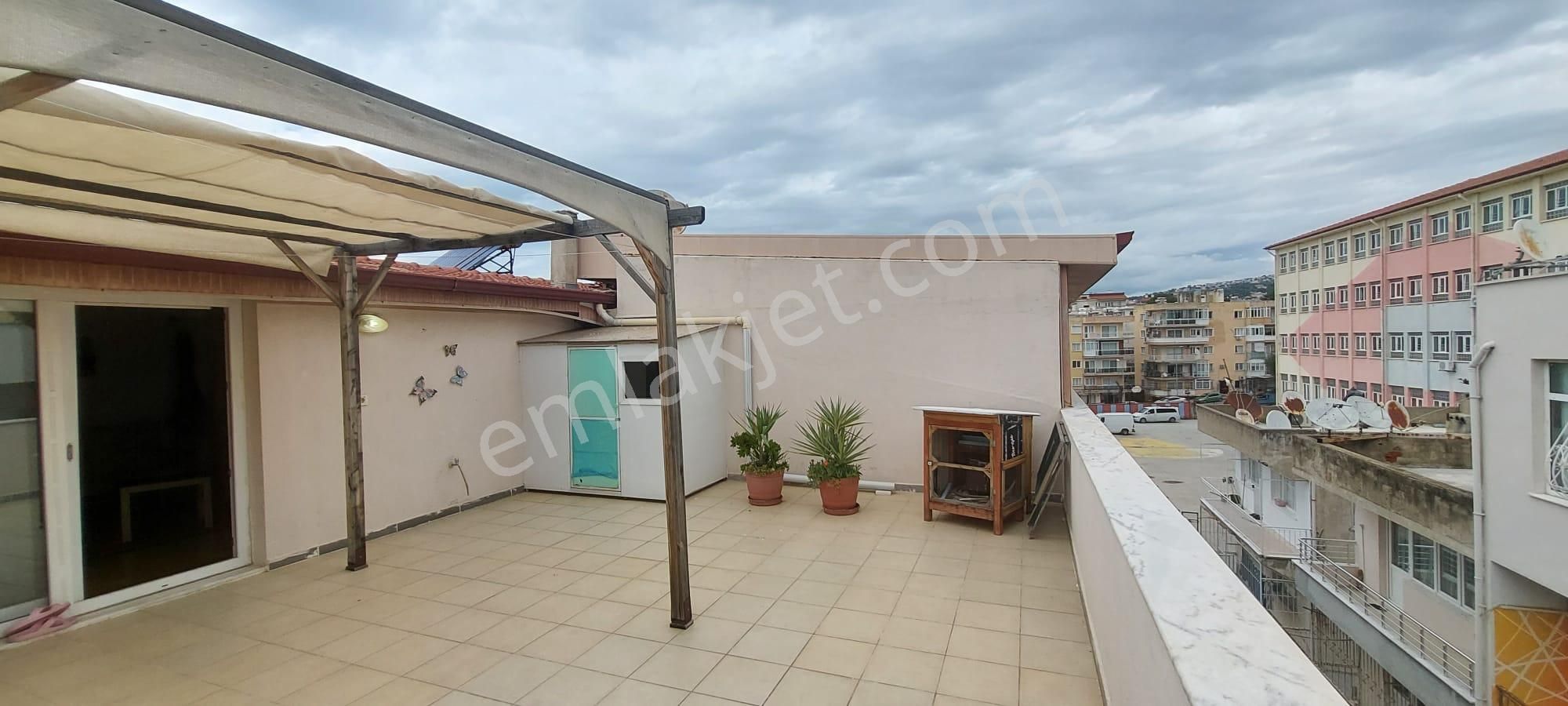 Kuşadası Merkezde Denize Yürüme Mesafesinde Satılık 3+1 Dubleks - Görsel 26