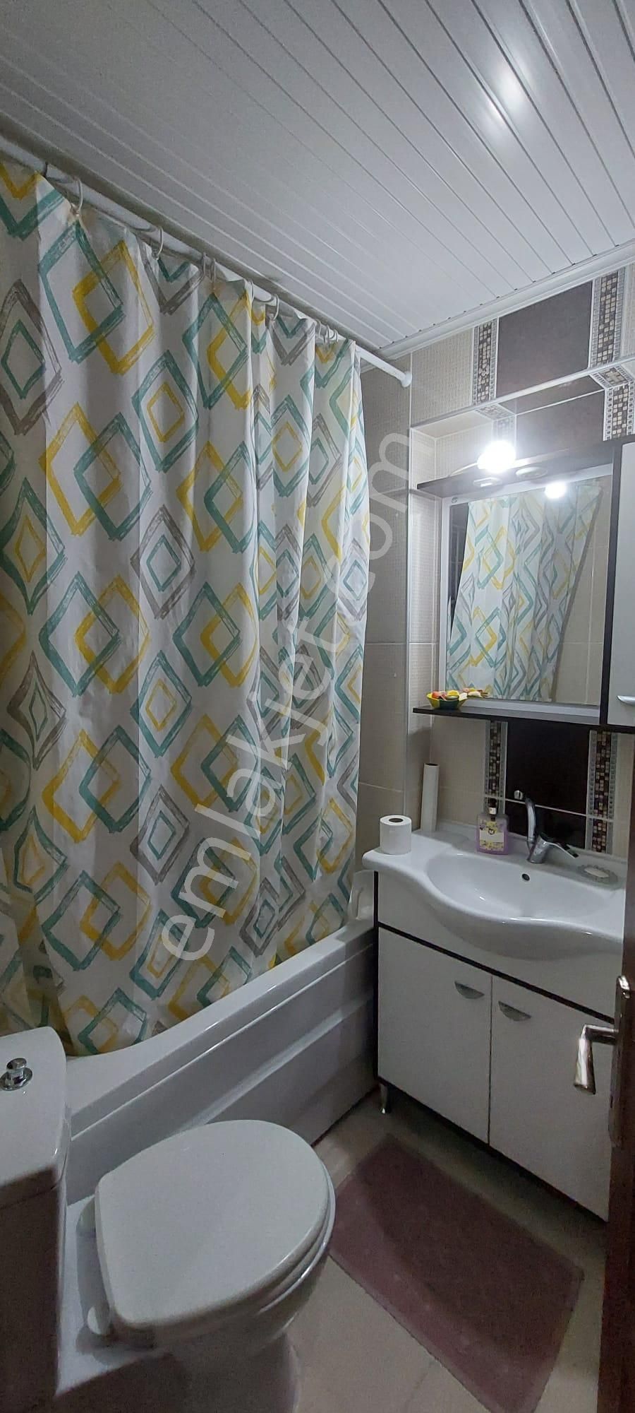 Kuşadası Merkezde Denize Yürüme Mesafesinde Satılık 3+1 Dubleks - Görsel 16