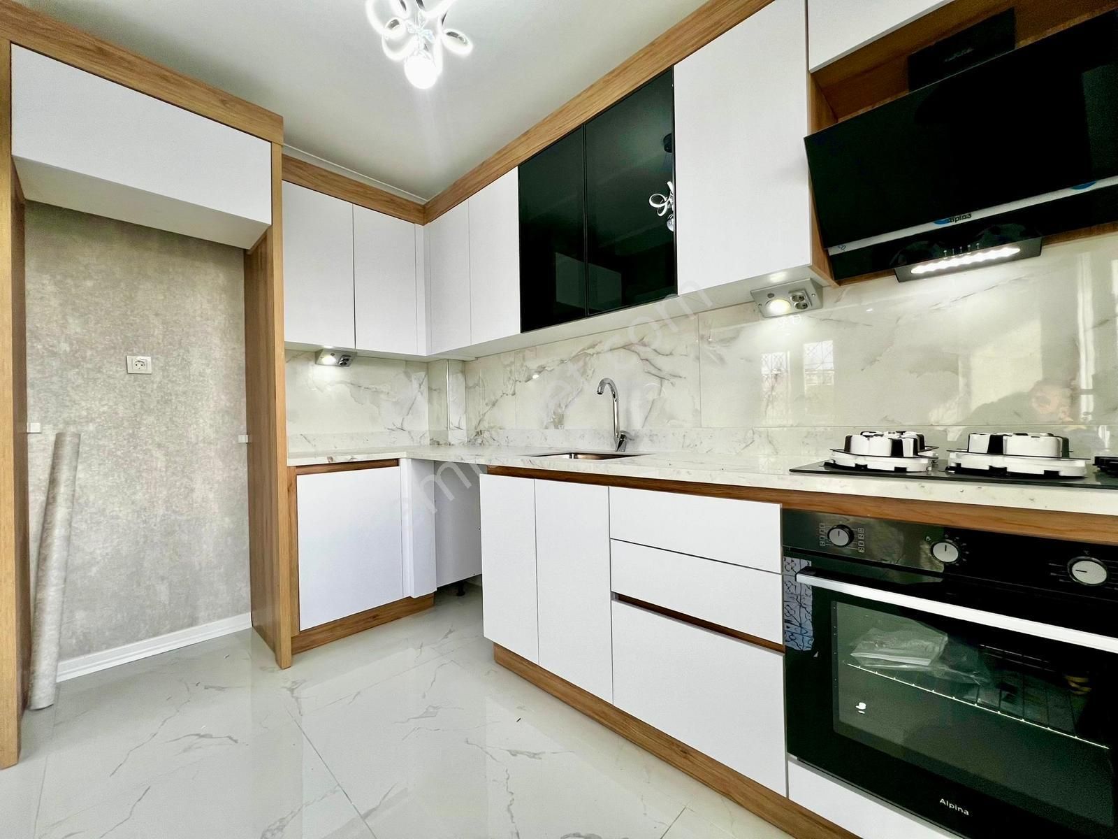 ꧁ay Emlaktan꧂akçay'da Denize 400 M Müstakil Tadında Şık Tasarımlı Çift Banyo Satılık 2+1 Lüx Daire - Görsel 3