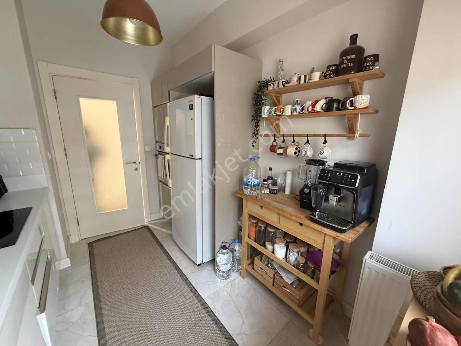 Sur Cadde'de Cadde Cephe 2+1 Katta Full Eşyalı Doğal Gazlı - Görsel 2