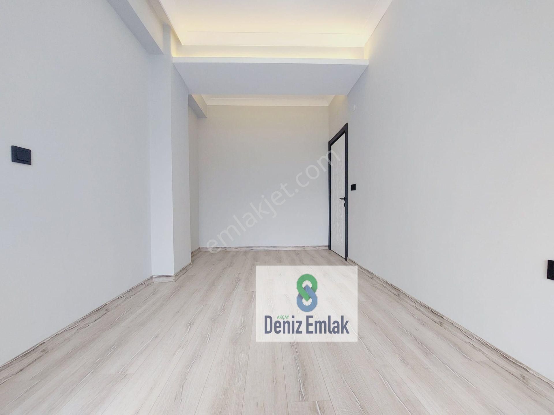 Denizden Akçayda Kendine Ait Bahçeli Satılık 2+1 Lüks Daire. - Görsel 16