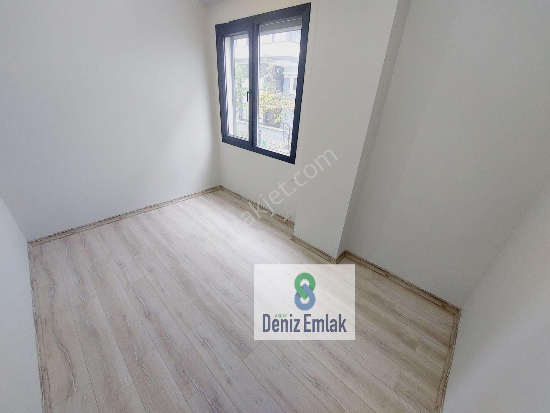 Denizden Akçayda Kendine Ait Bahçeli Satılık 2+1 Lüks Daire. - Görsel 10