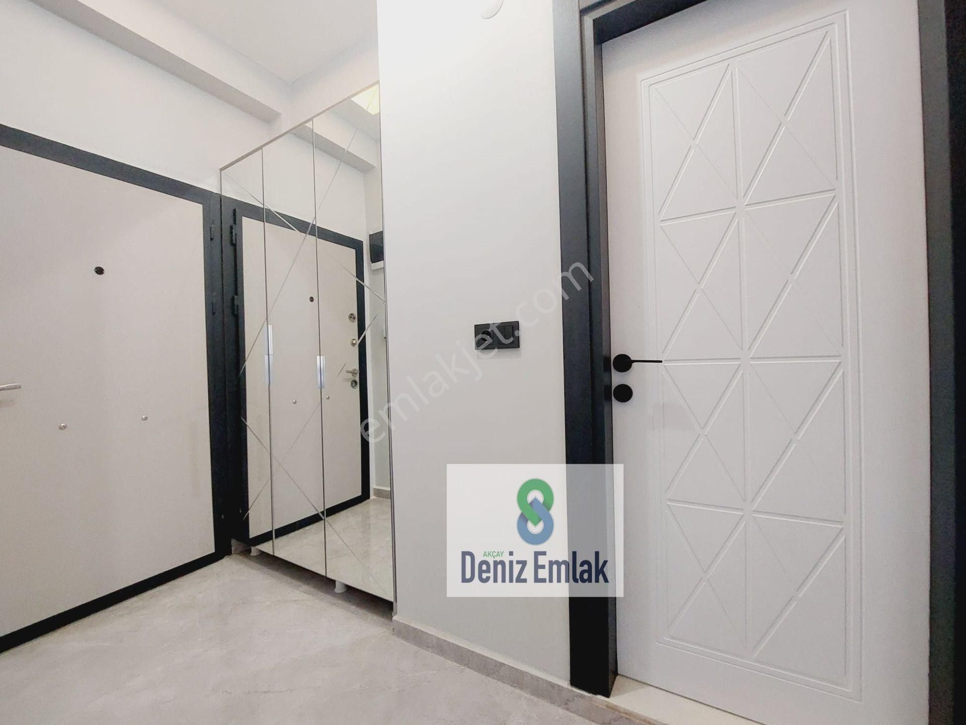 Denizden Akçayda Kendine Ait Bahçeli Satılık 2+1 Lüks Daire. - Görsel 4