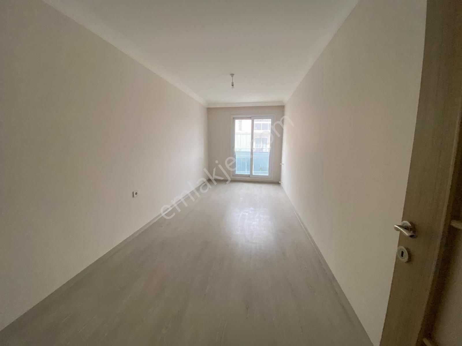 Kuşadası Davutlarda Ön Cepheli Çok Genşi 3+1 Daire - Görsel 7