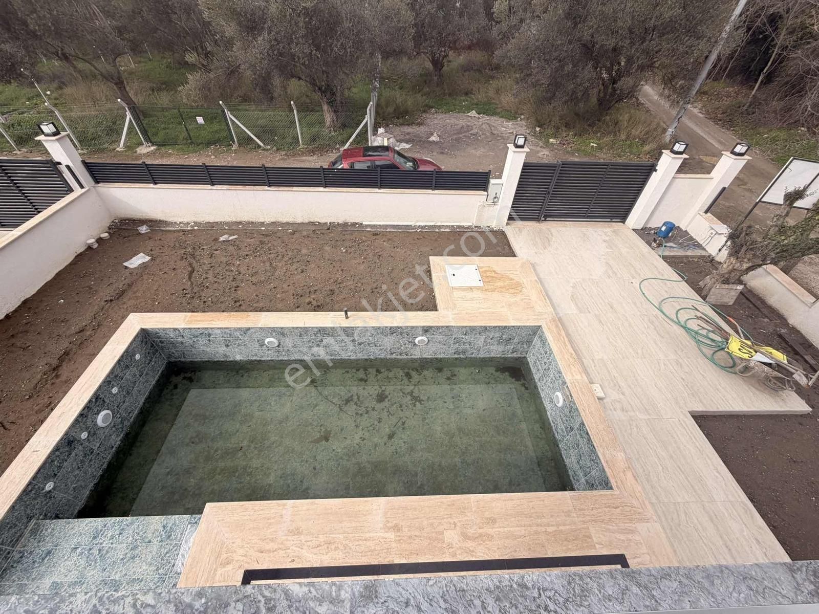 Gürede Müstakil Havuzlu Özel Bir Tasarım Villa Erimden - Görsel 22