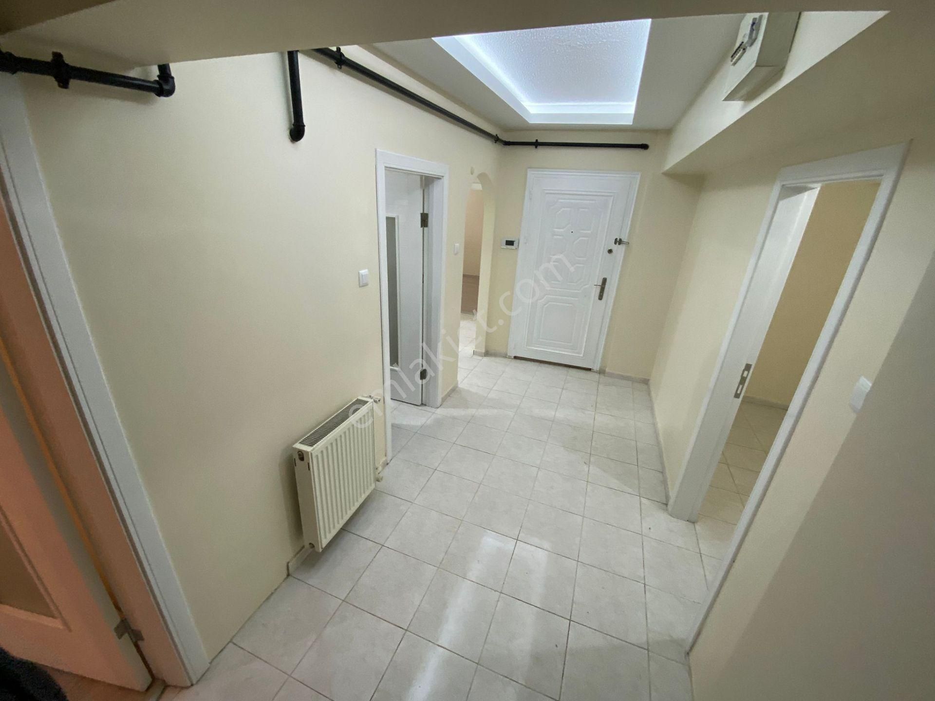 Aşagı Eglencede Kat Konumda 3+1 Yapılı Kot2 - Görsel 9